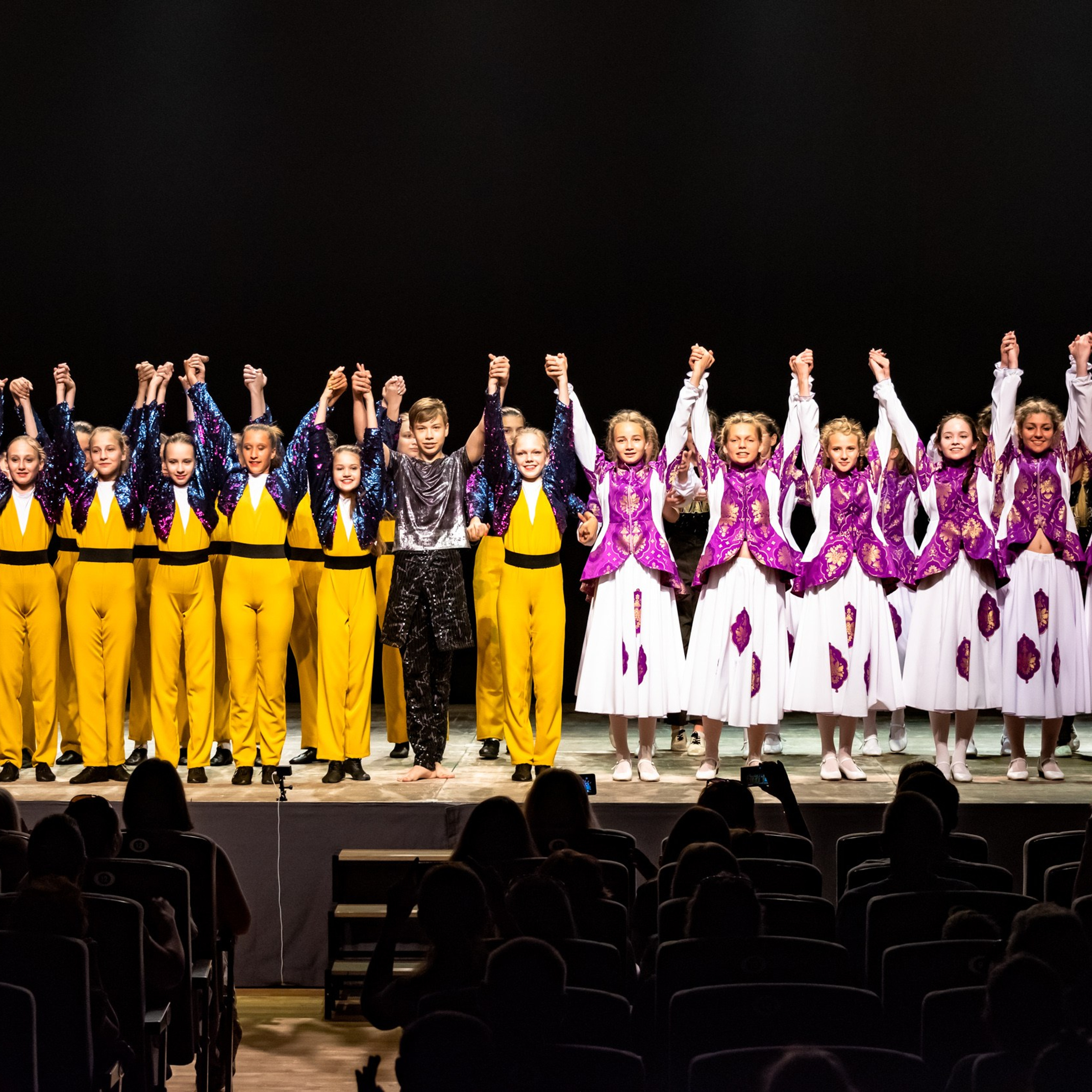 ИЮЛЬ 2019. Взгляд через объектив