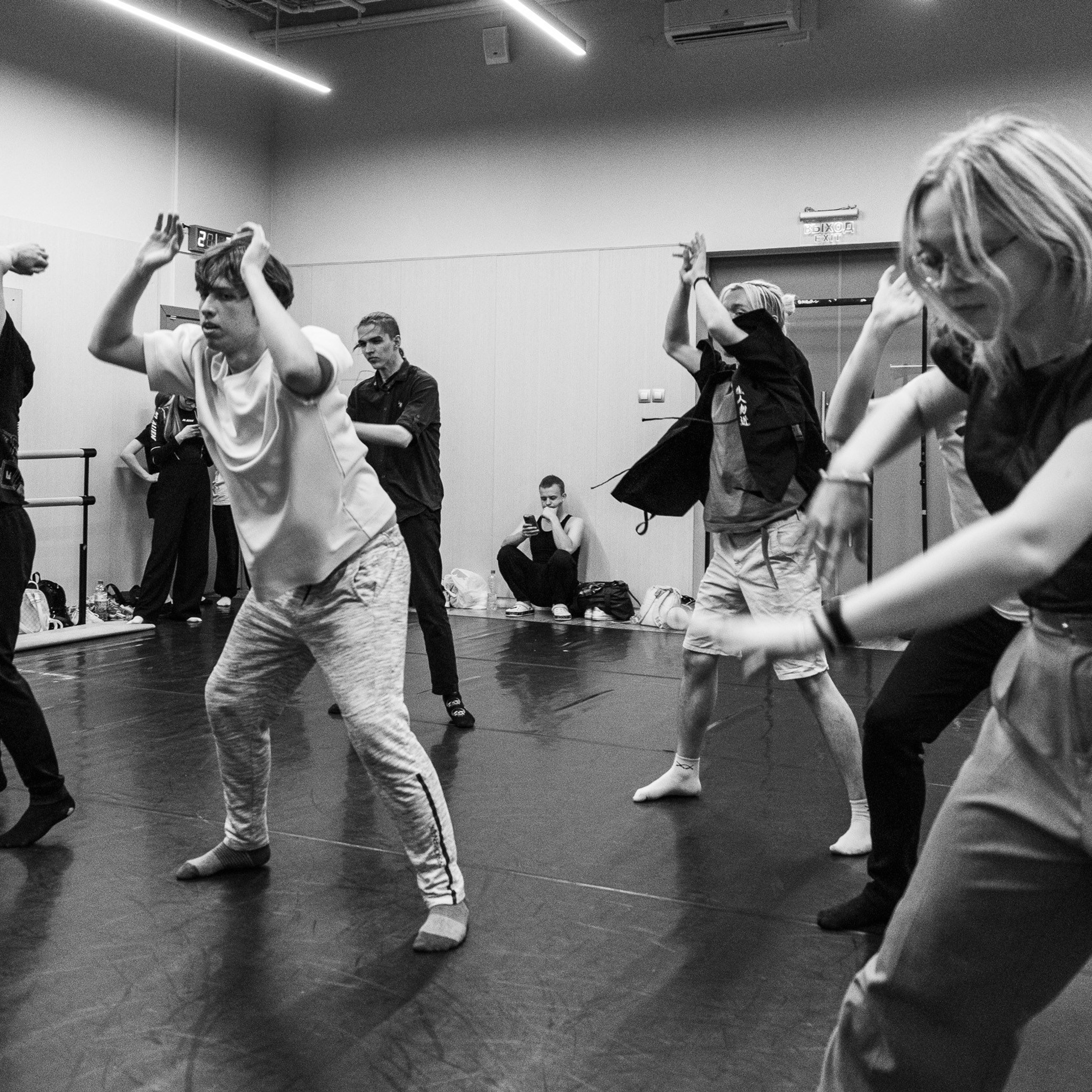 Один день до концерта, МАЙ 2025. Взгляд через объектив