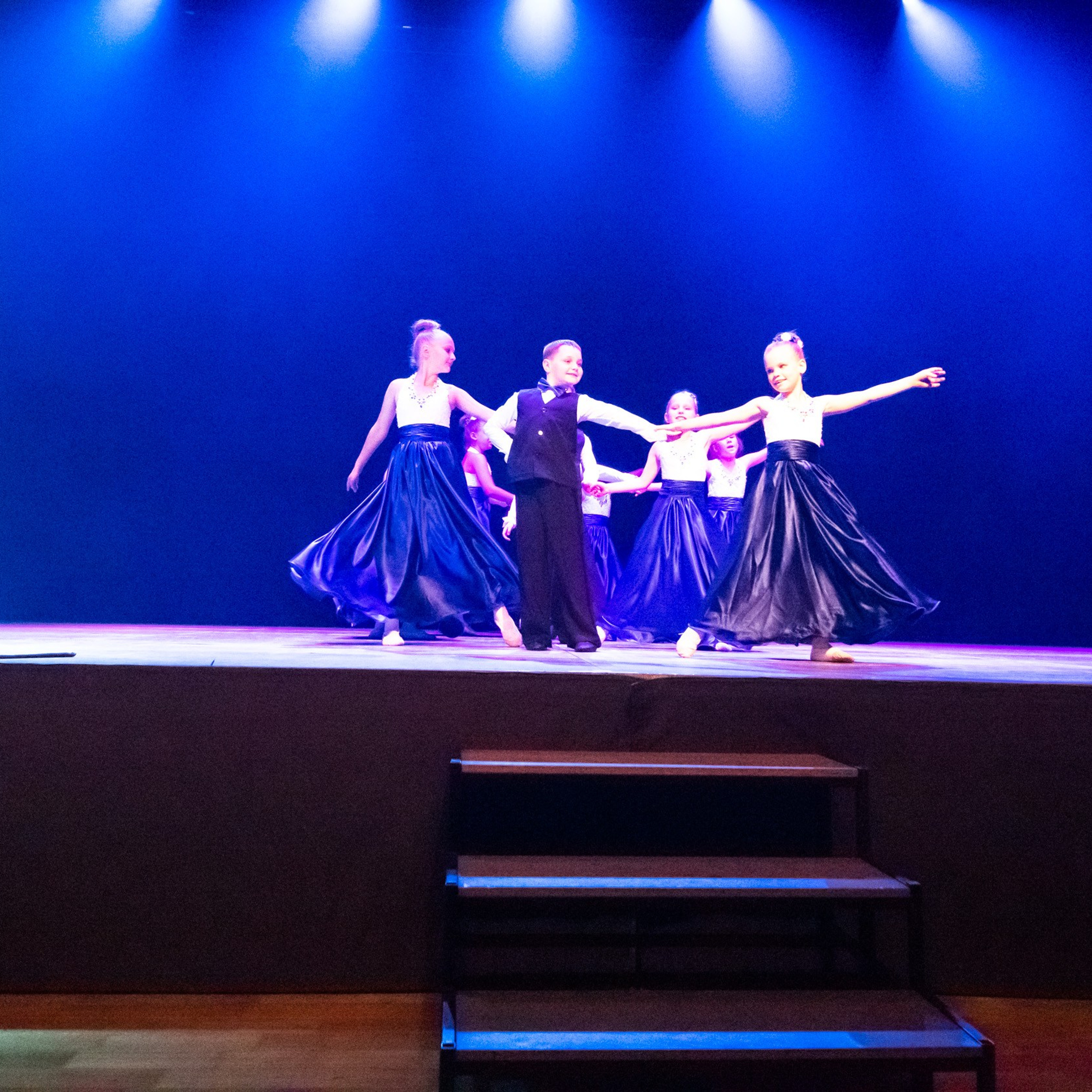 ИЮЛЬ 2019. Взгляд через объектив