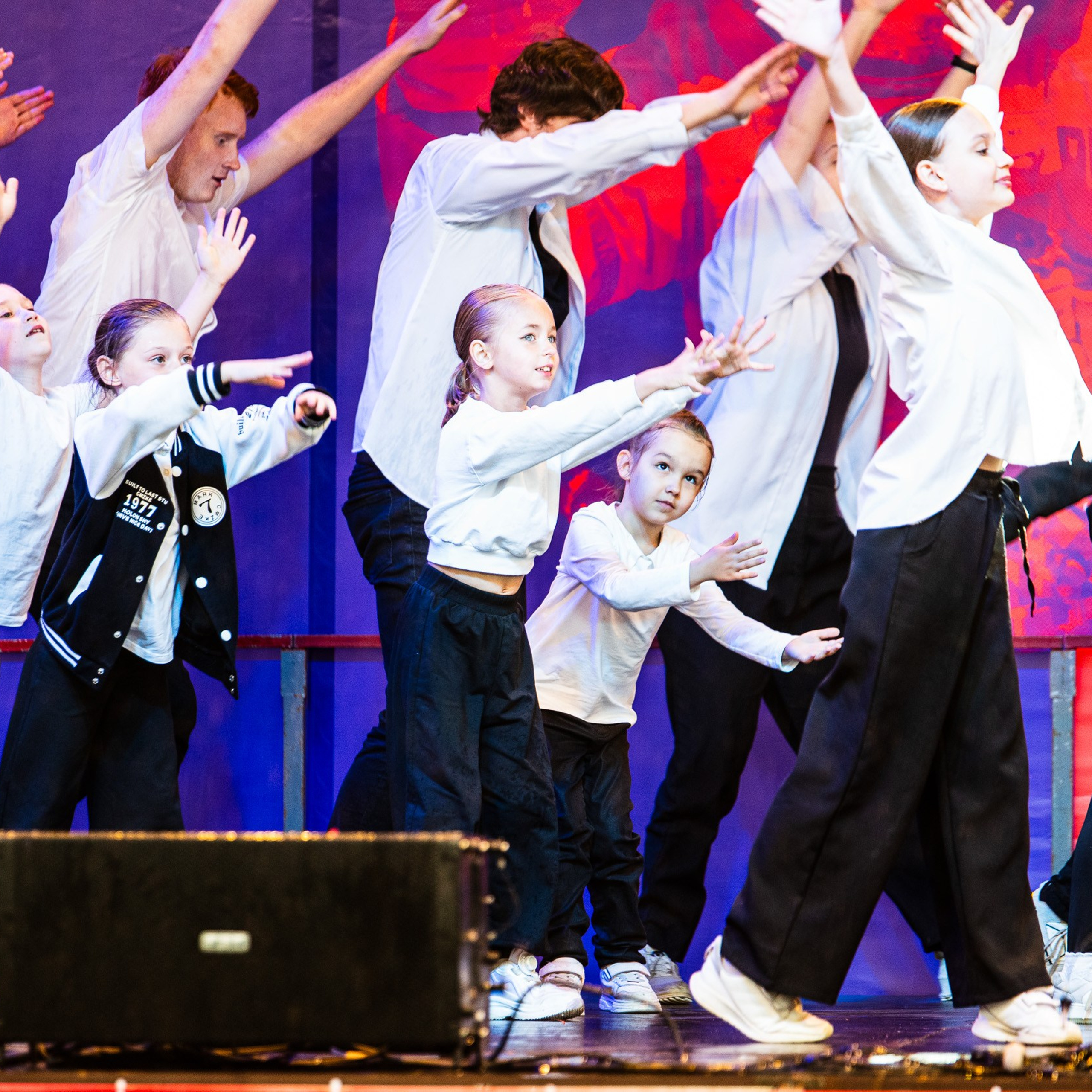 ИЮНЬ 2025 (108 МИНУТ). Взгляд через объектив