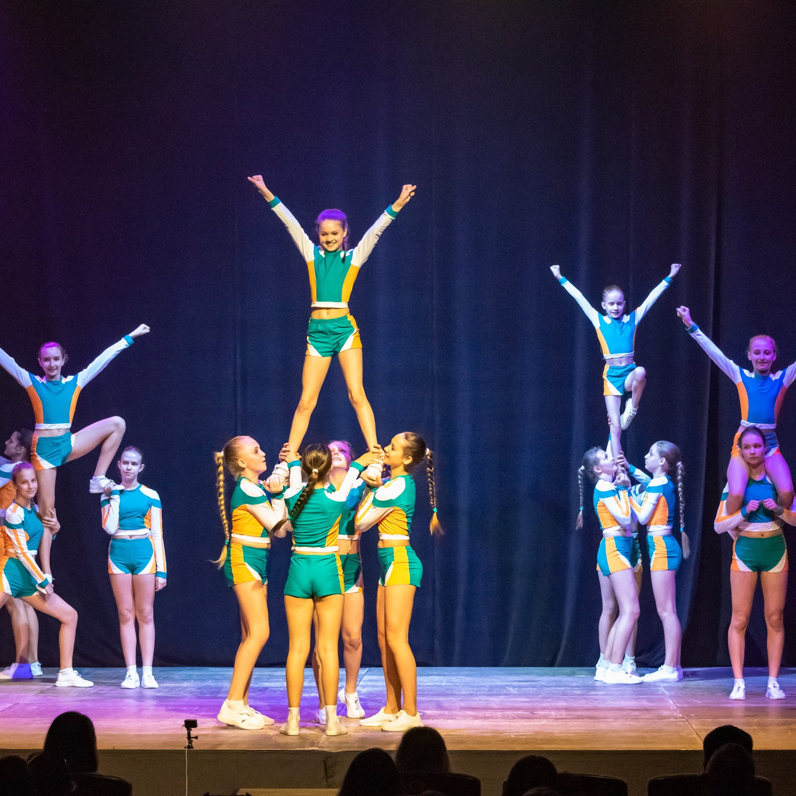 ИЮЛЬ 2019. Взгляд через объектив