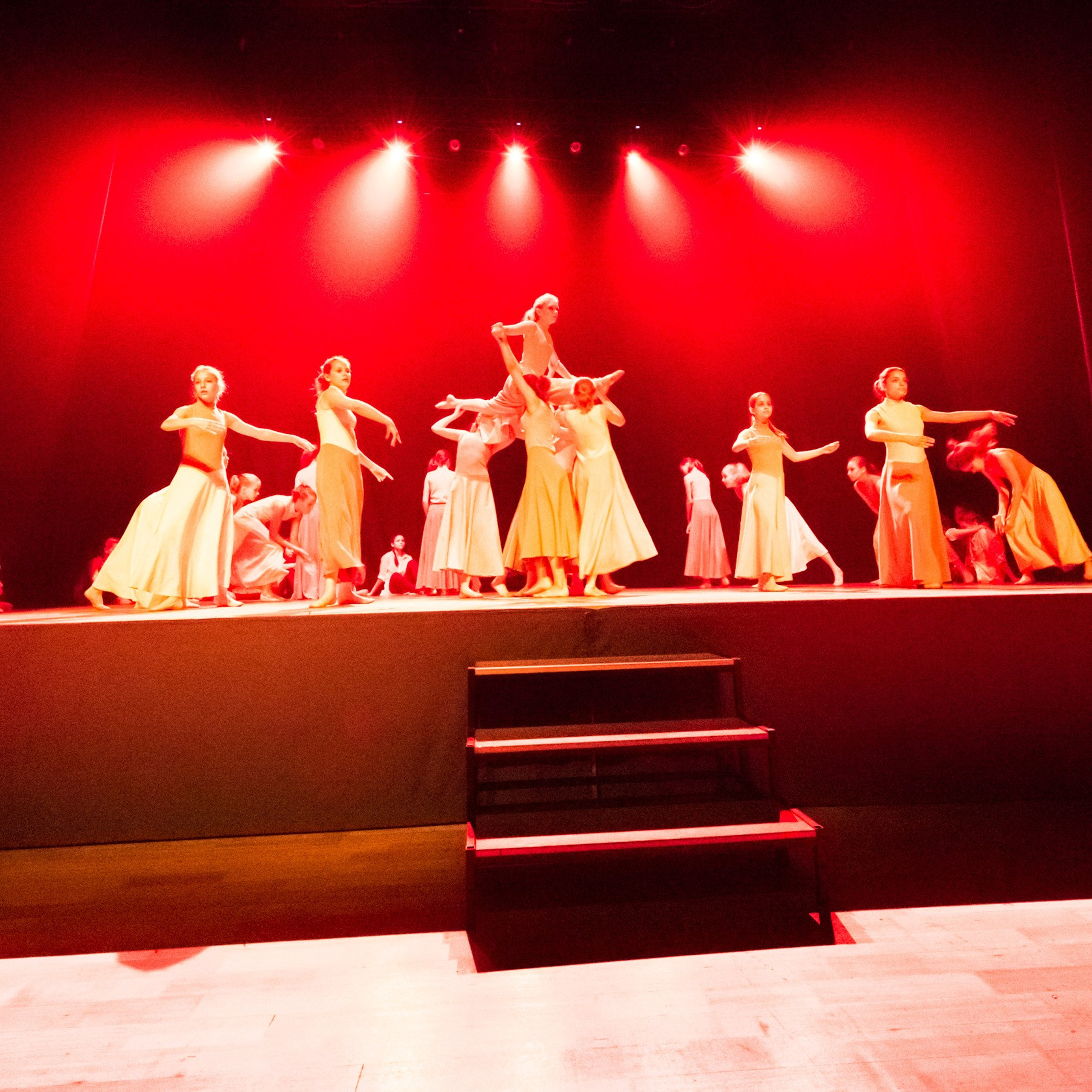 ИЮЛЬ 2019. Взгляд через объектив