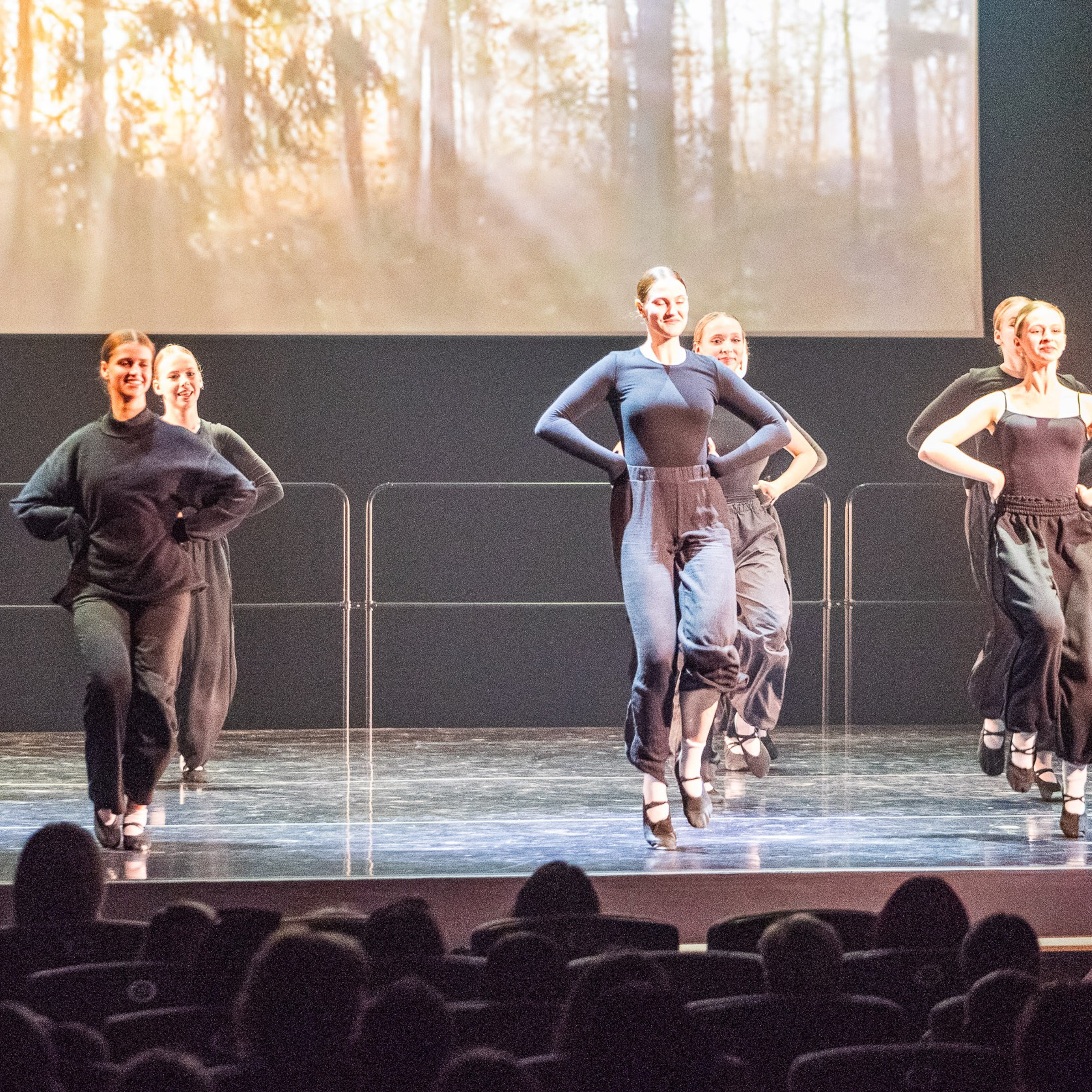 30 мая 2025. Взгляд через объектив