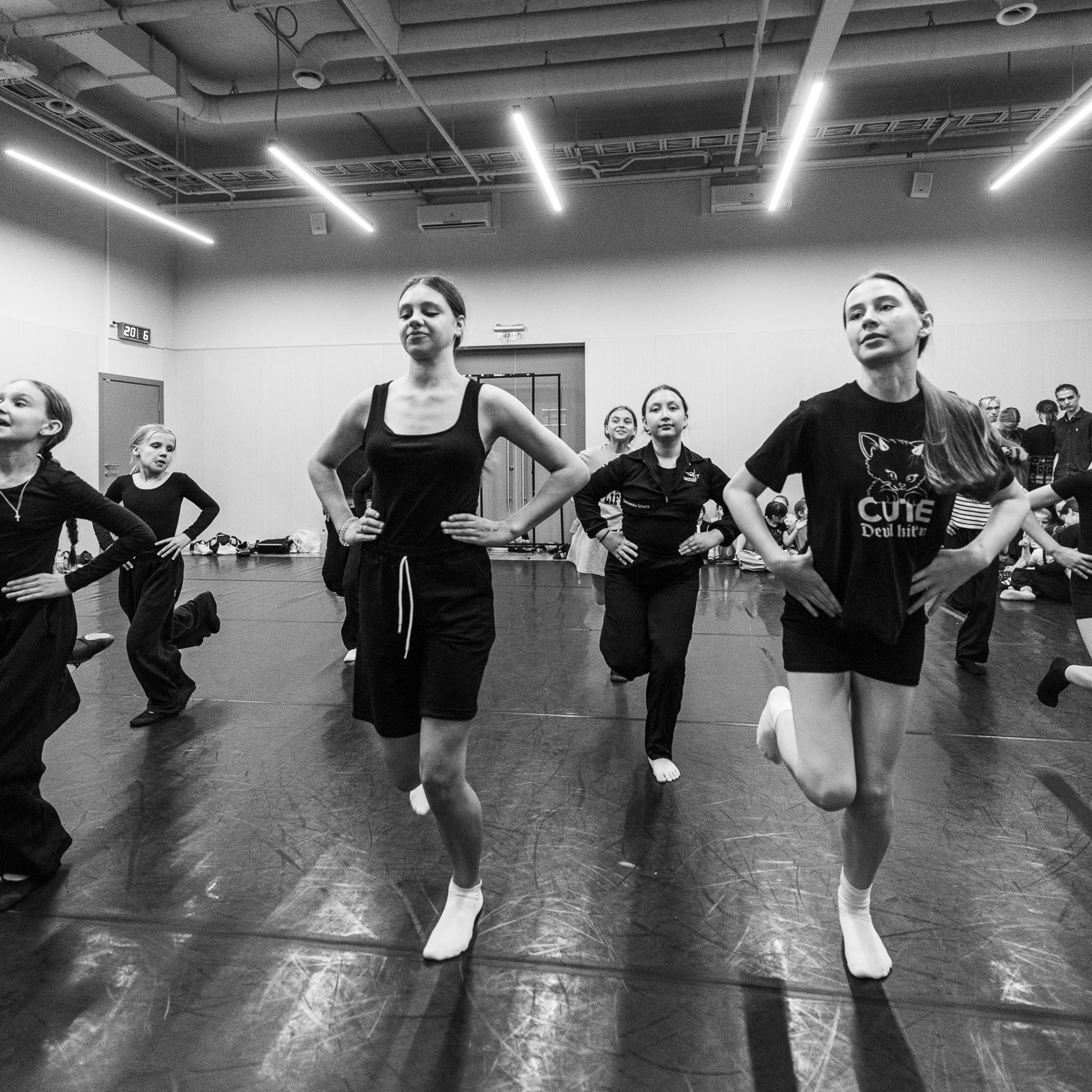 Один день до концерта, МАЙ 2025. Взгляд через объектив