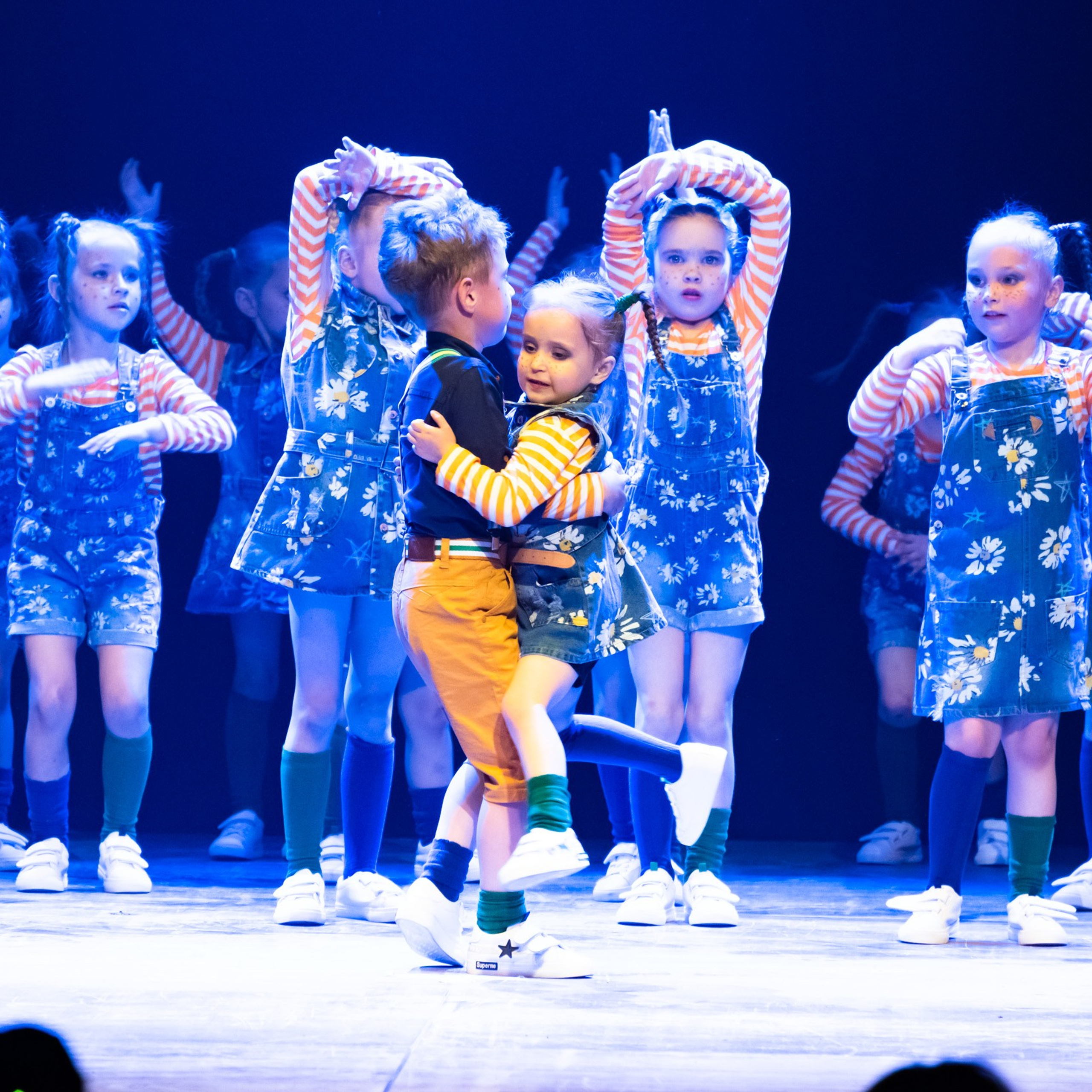 ИЮЛЬ 2019. Взгляд через объектив