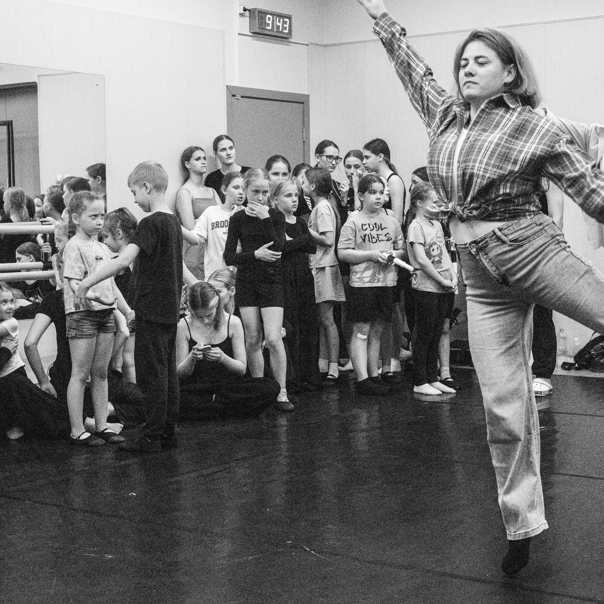 Один день до концерта, МАЙ 2025. Взгляд через объектив