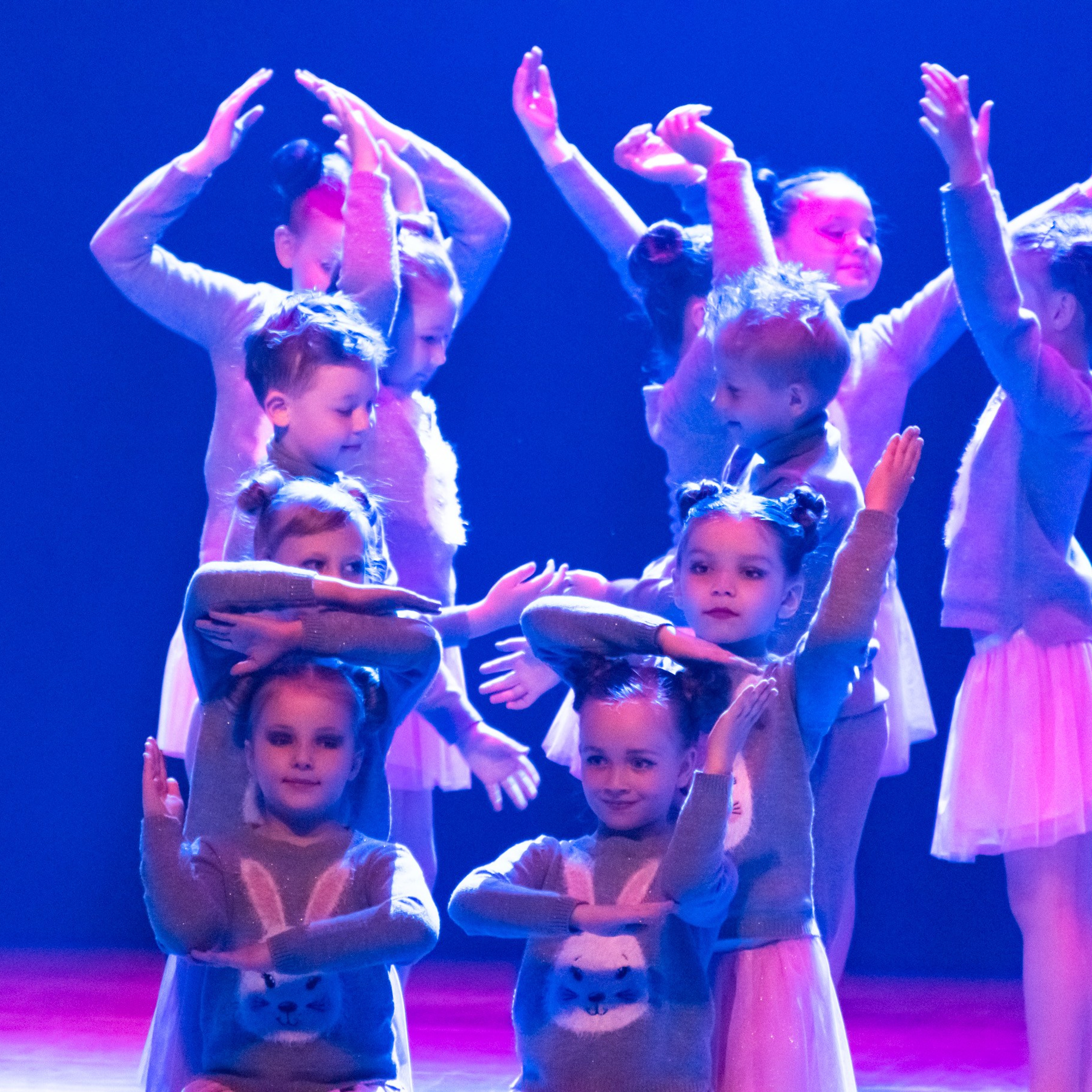 ИЮЛЬ 2019. Взгляд через объектив