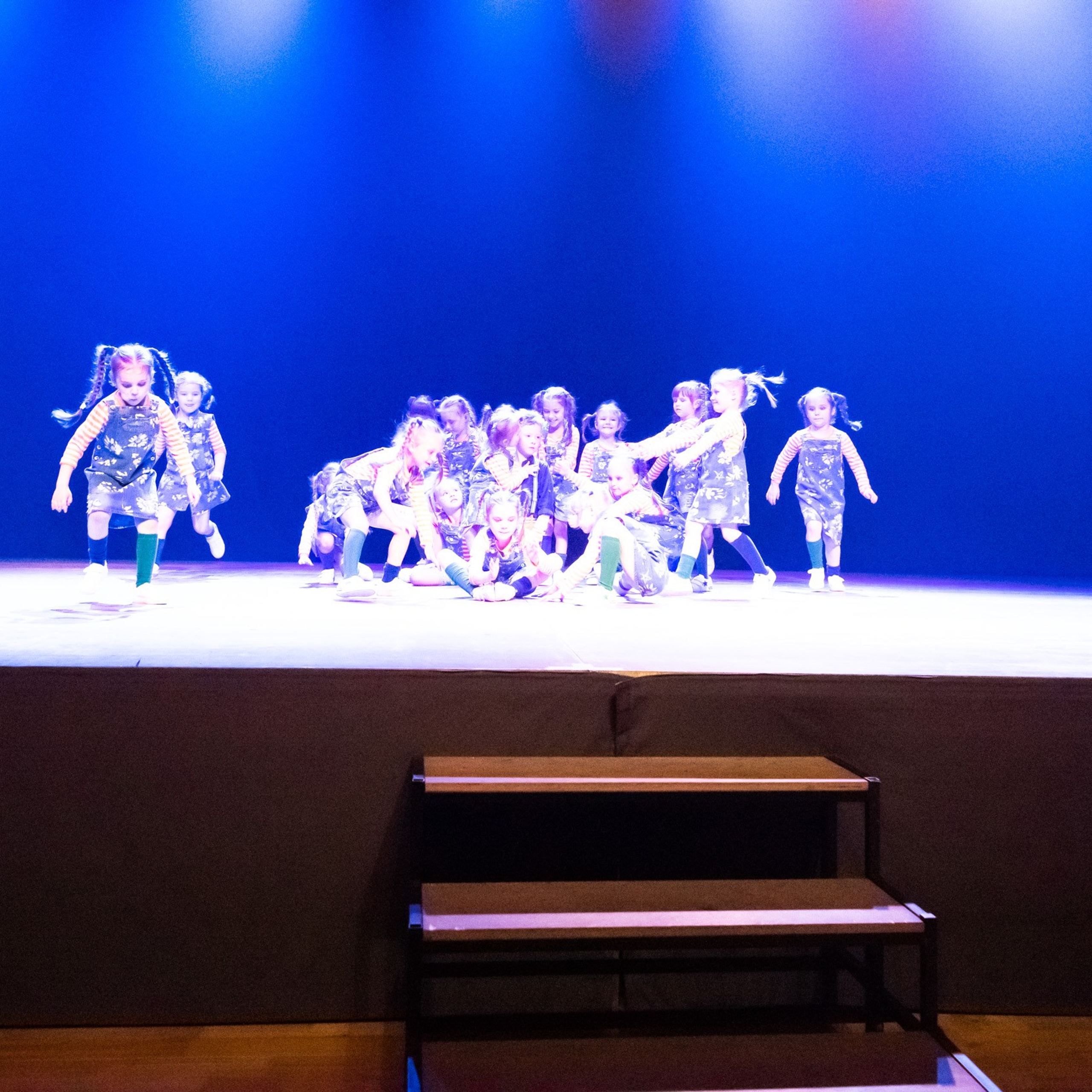 ИЮЛЬ 2019. Взгляд через объектив