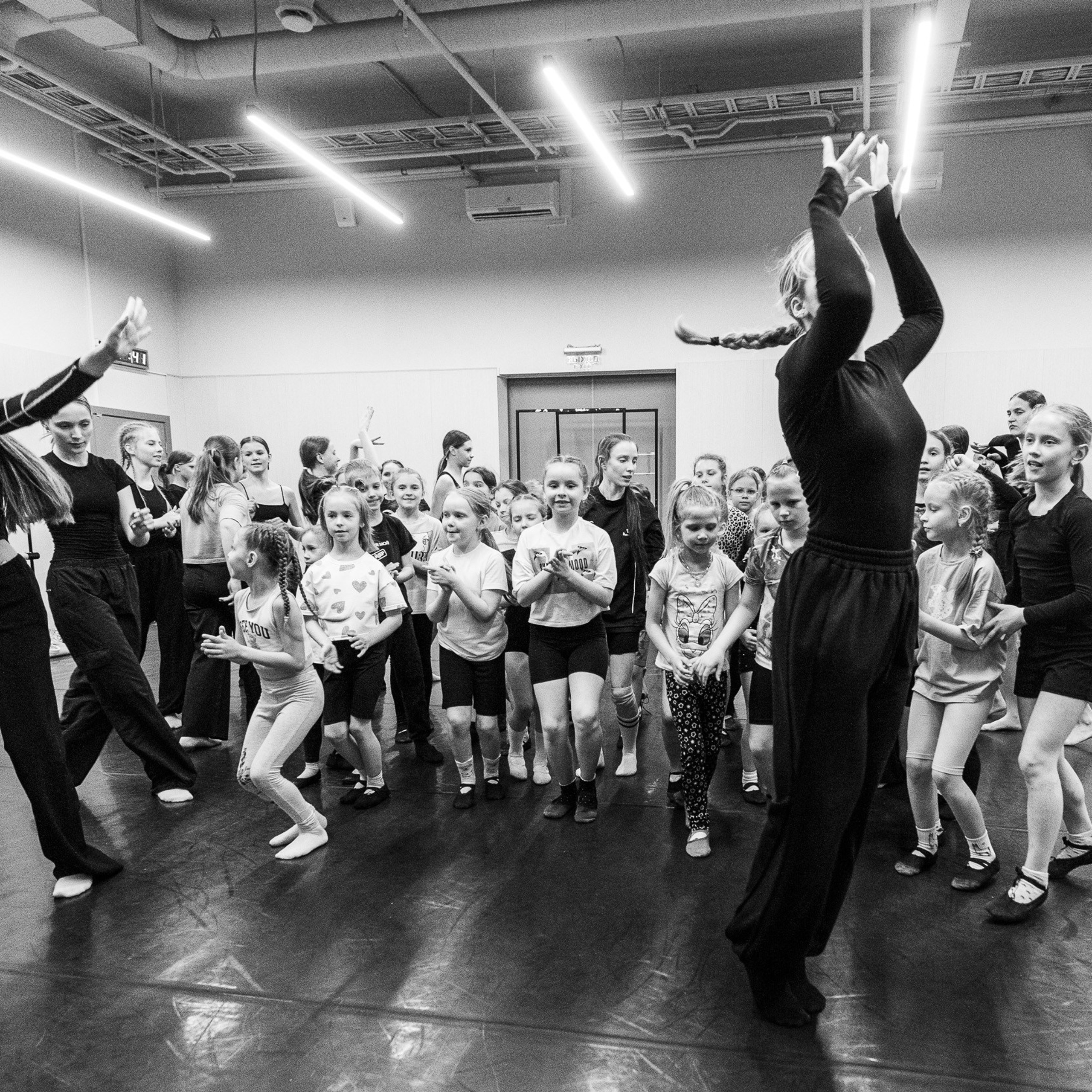 Один день до концерта, МАЙ 2025. Взгляд через объектив