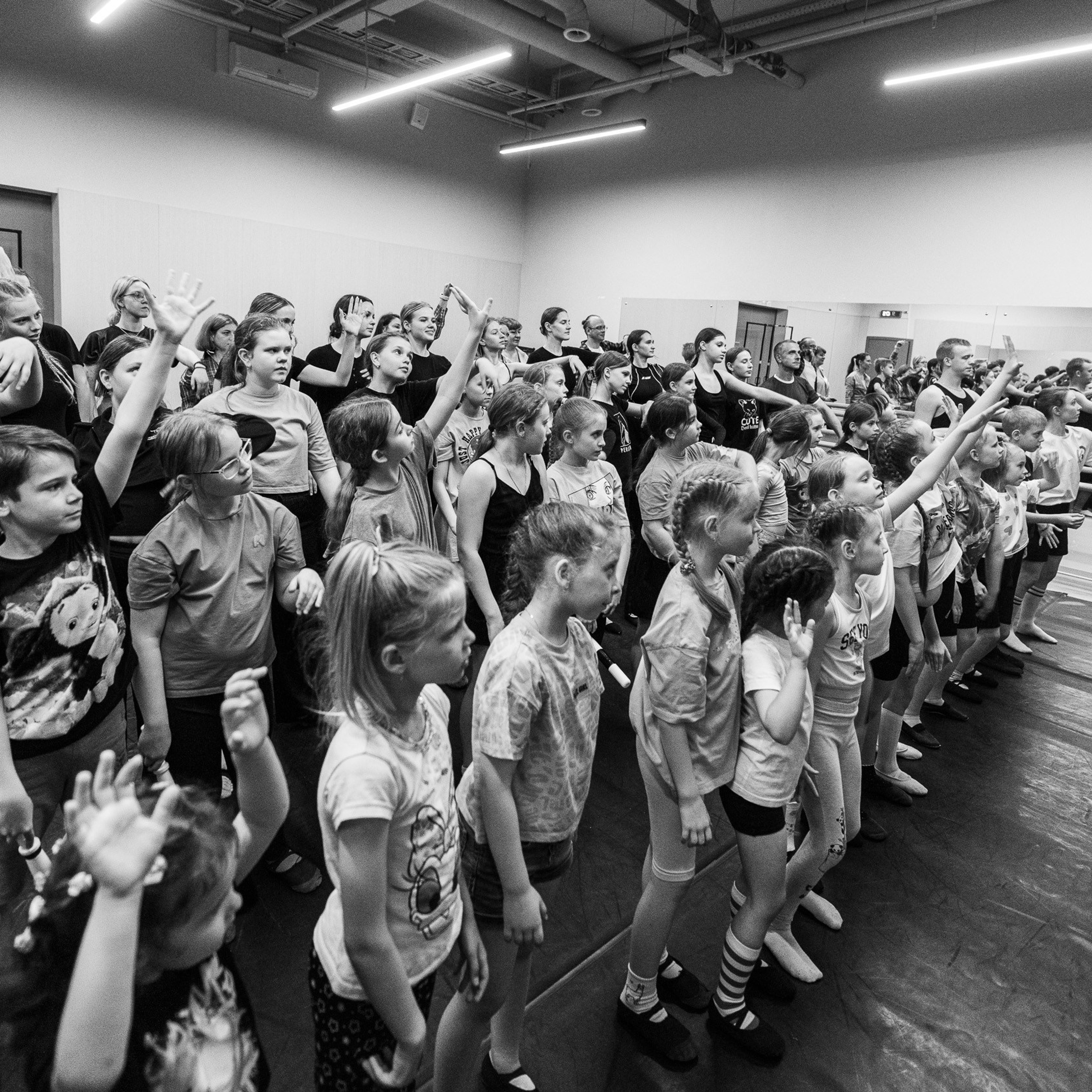 Один день до концерта, МАЙ 2025. Взгляд через объектив