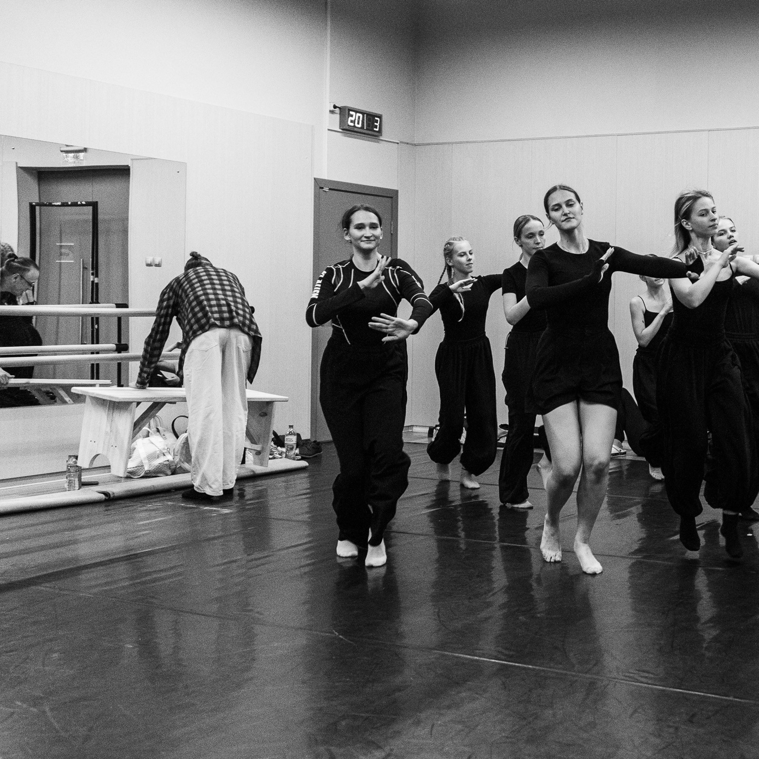 Один день до концерта, МАЙ 2025. Взгляд через объектив