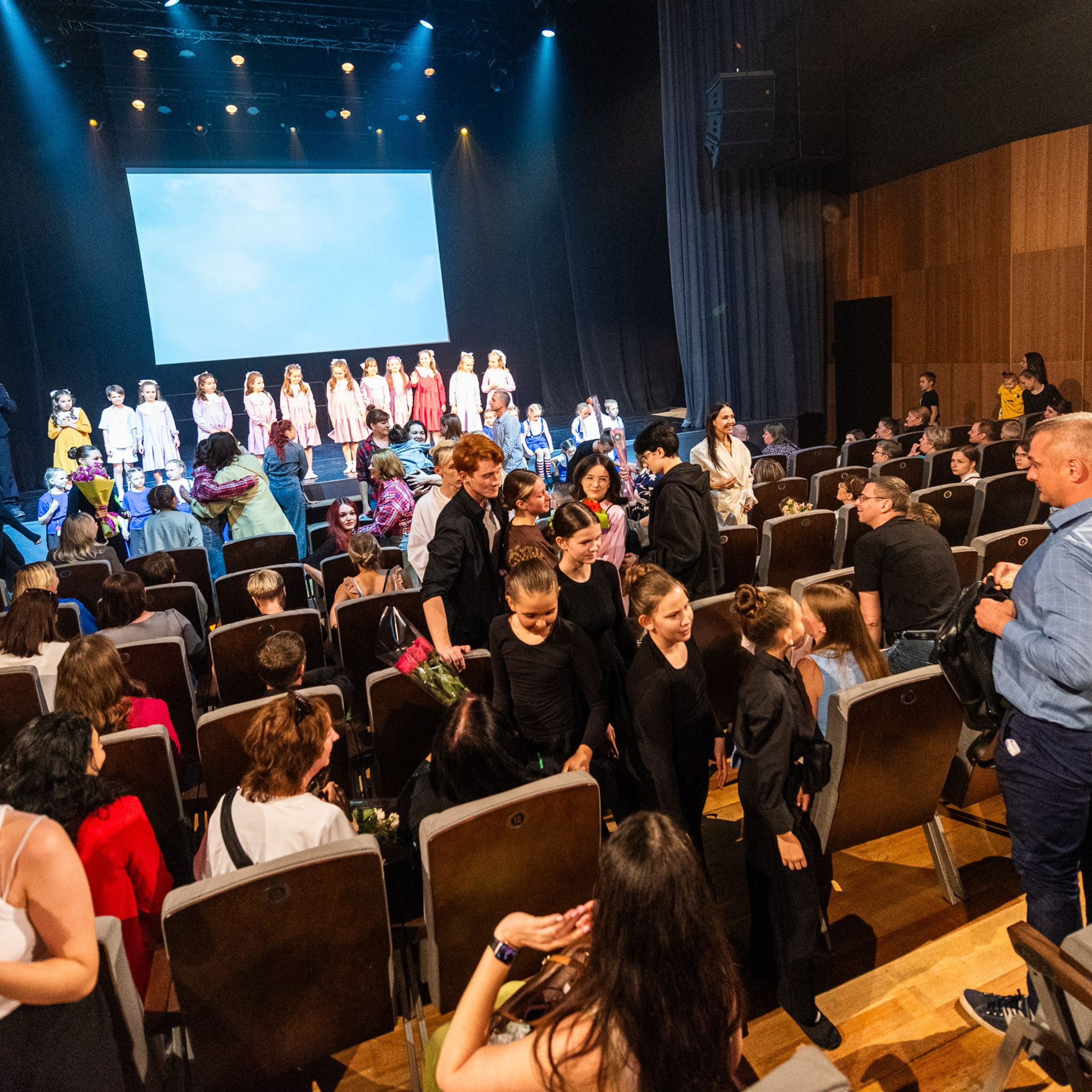 30 мая 2025. Взгляд через объектив