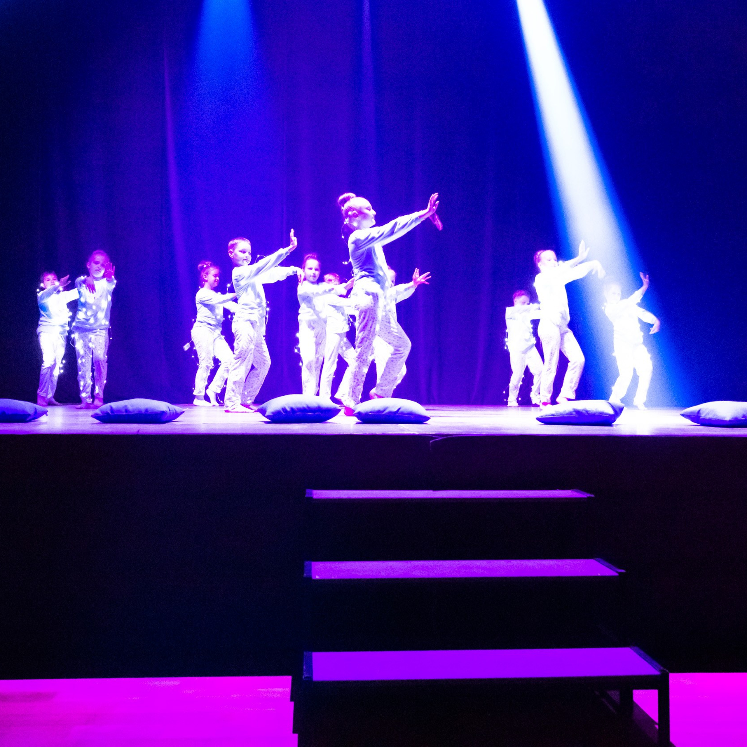 ИЮЛЬ 2019. Взгляд через объектив