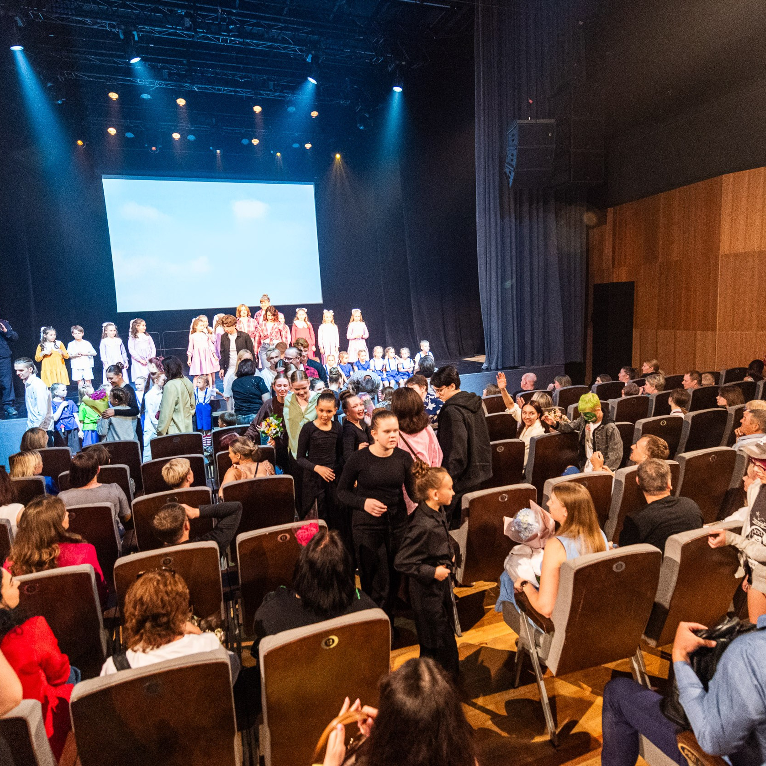 30 мая 2025. Взгляд через объектив