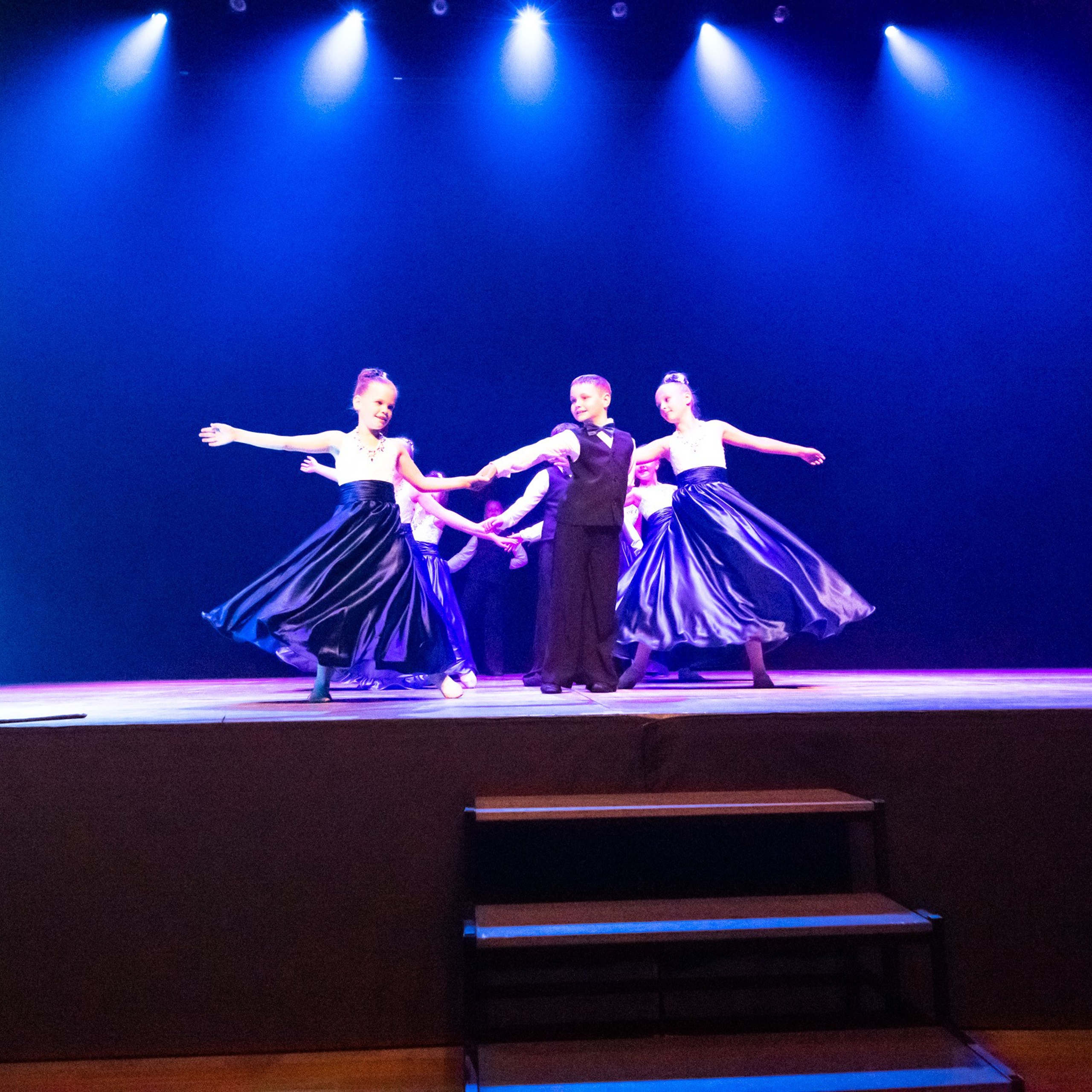 ИЮЛЬ 2019. Взгляд через объектив