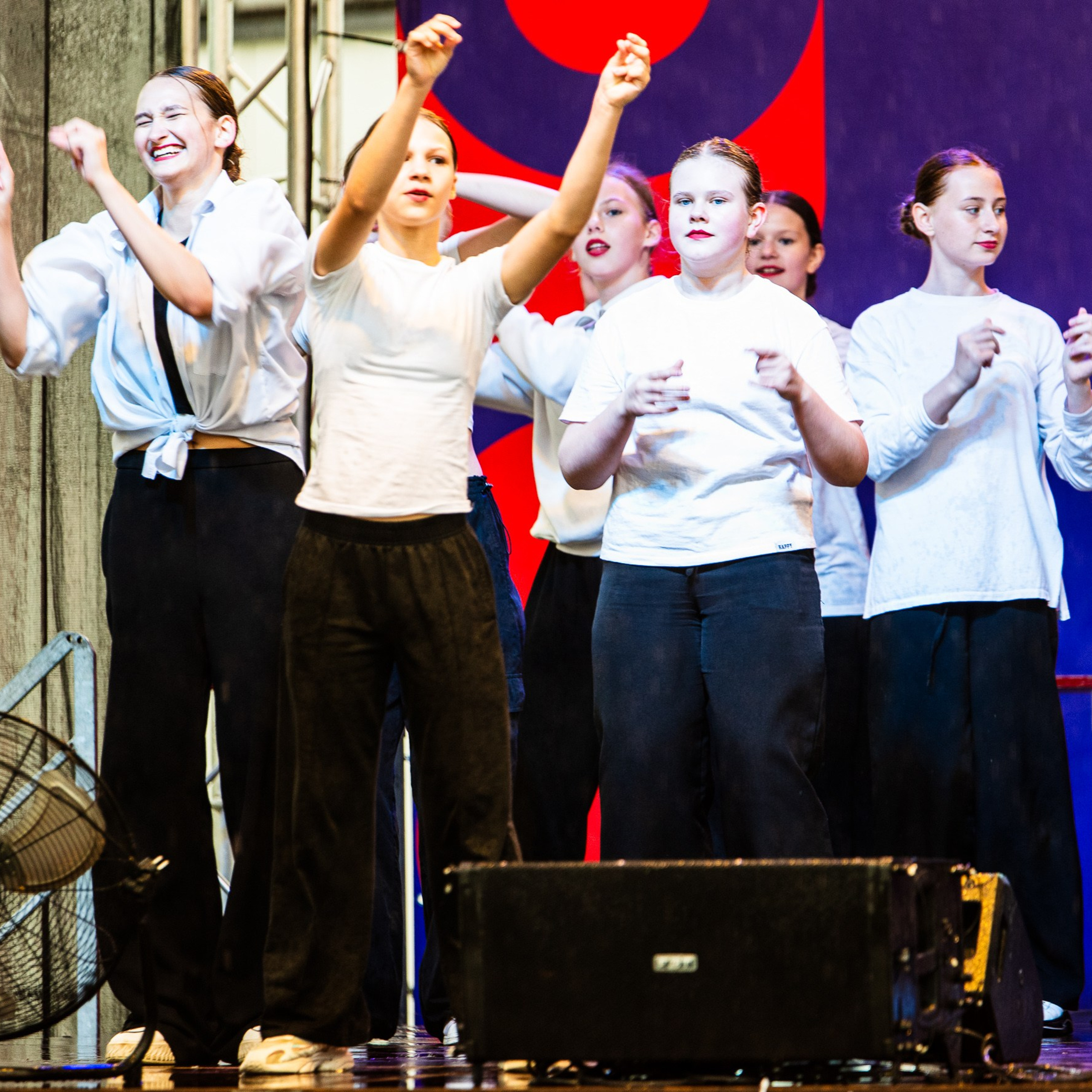 ИЮНЬ 2025 (108 МИНУТ). Взгляд через объектив