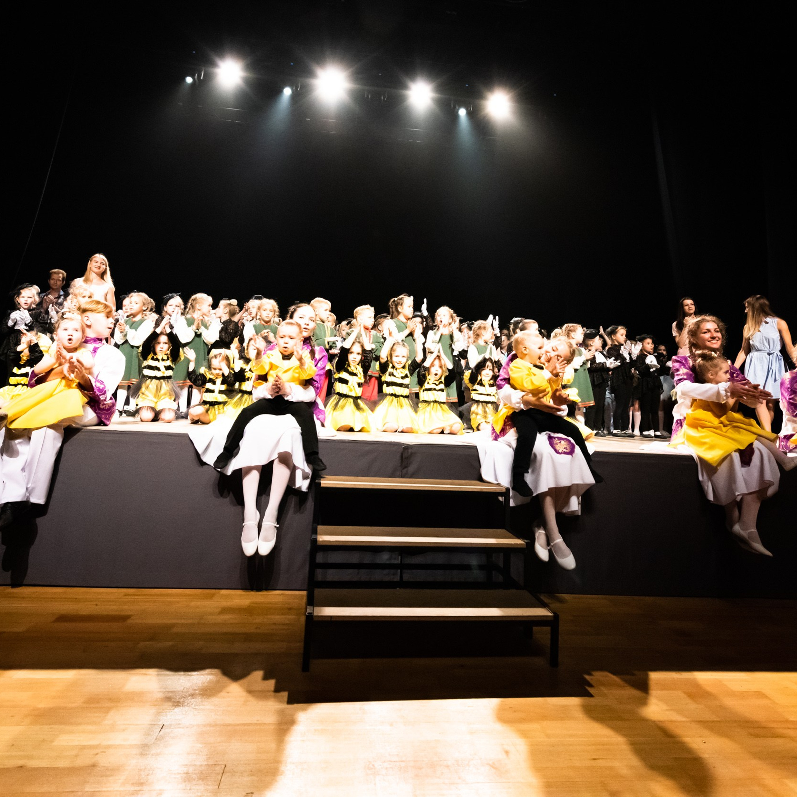 ИЮЛЬ 2019. Взгляд через объектив