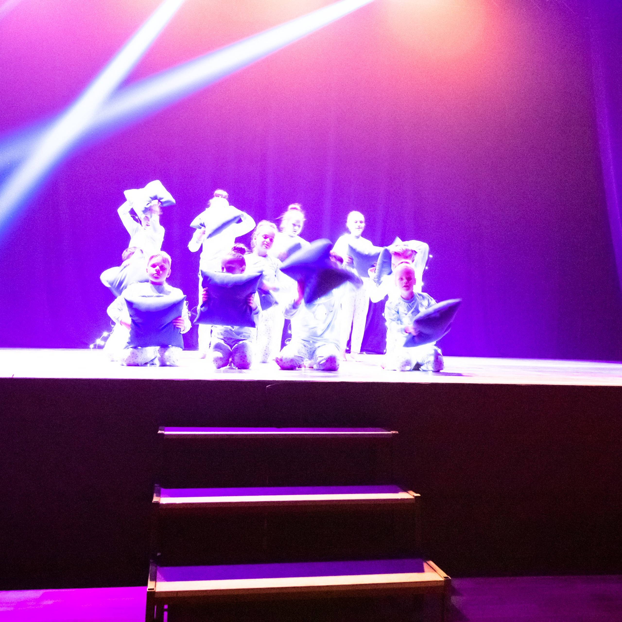 ИЮЛЬ 2019. Взгляд через объектив