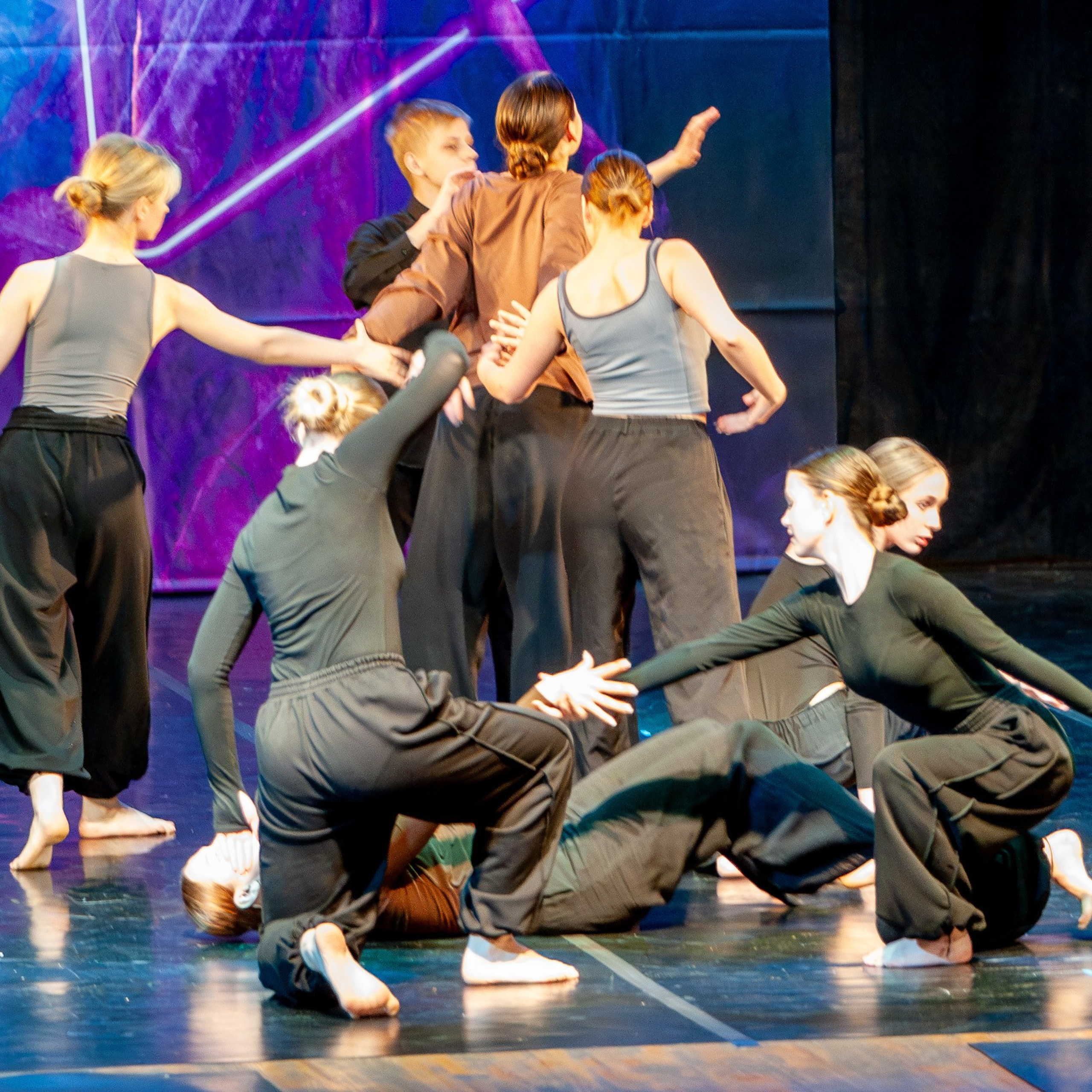 АПРЕЛЬ 2025 (Серпухов). Взгляд через объектив