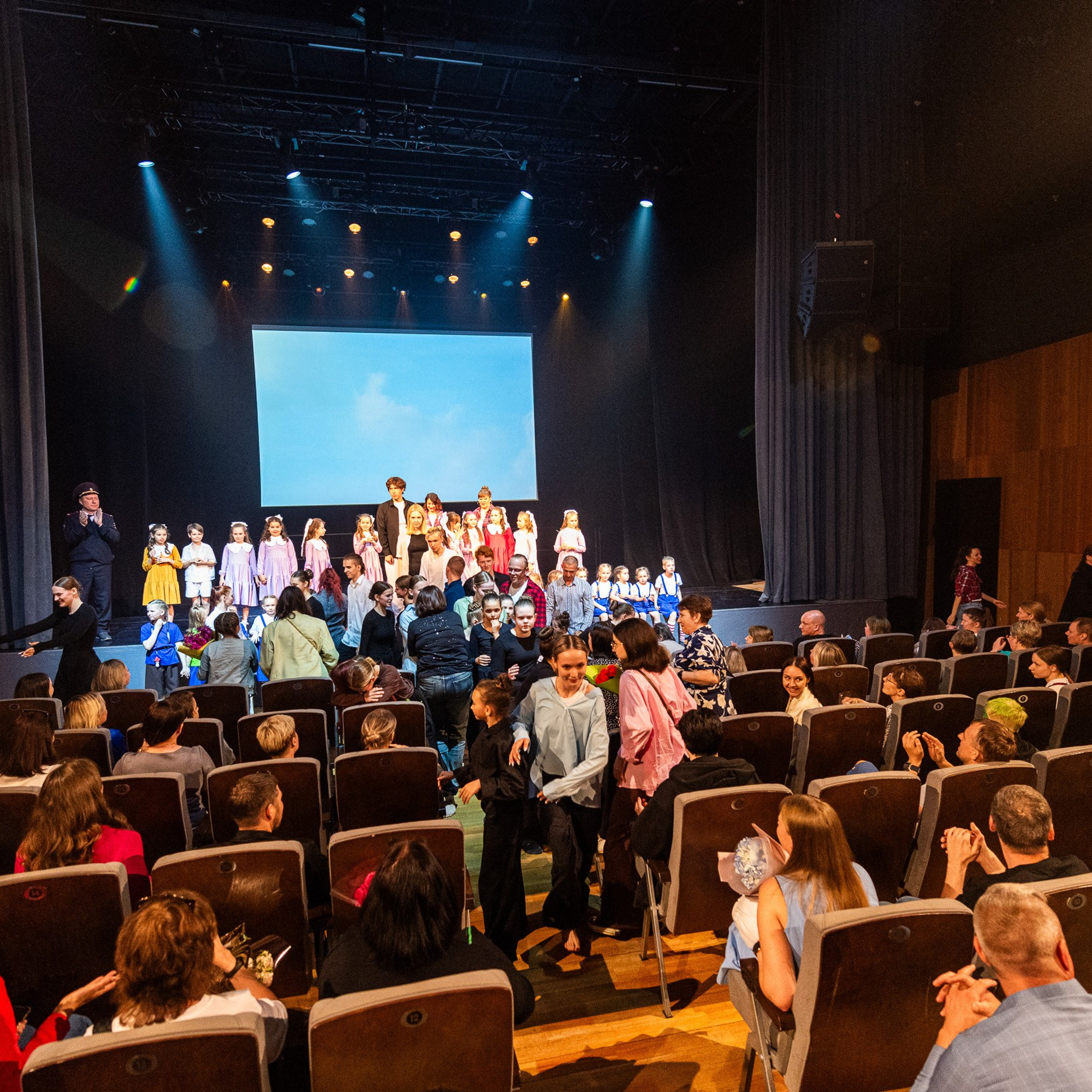 30 мая 2025. Взгляд через объектив