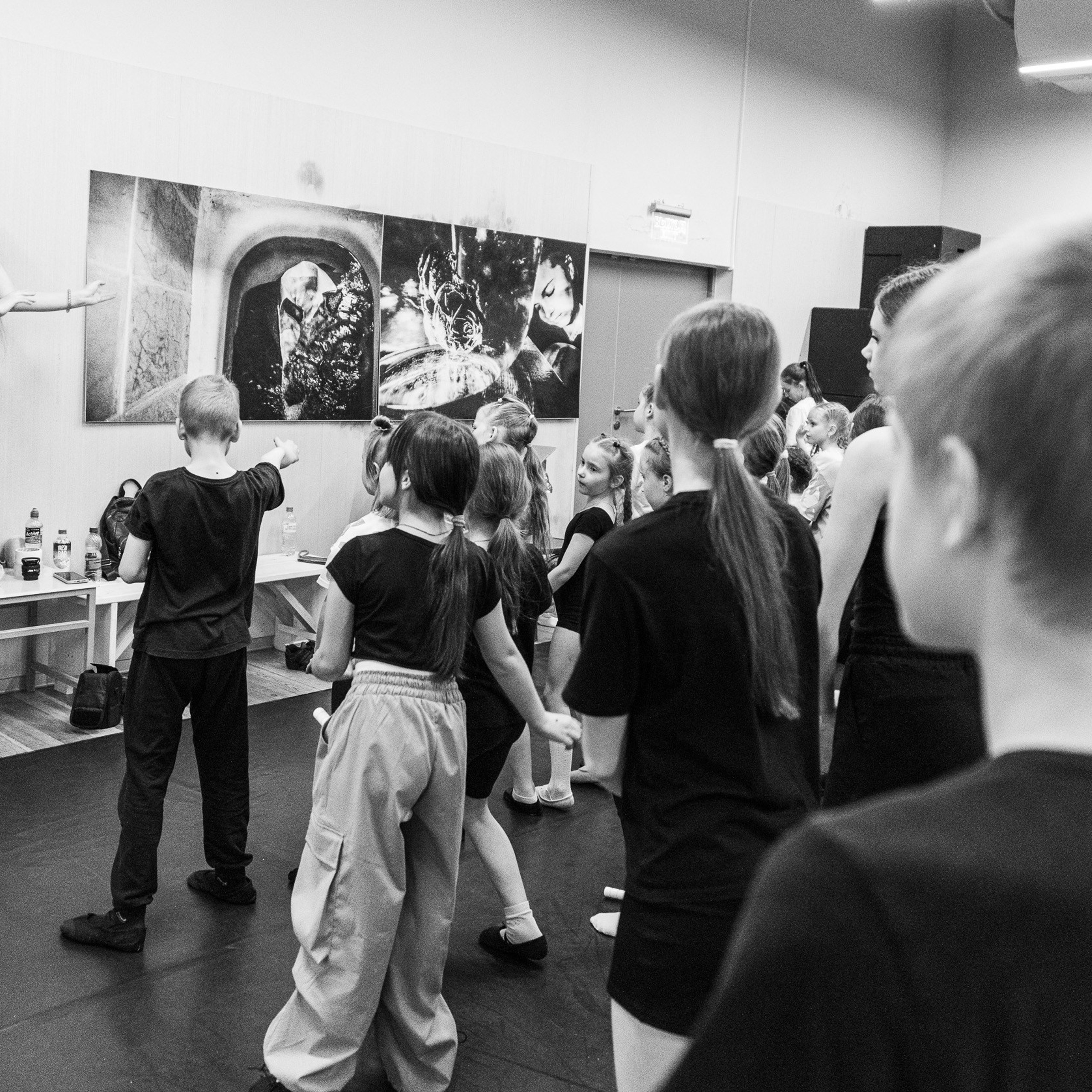 Один день до концерта, МАЙ 2025. Взгляд через объектив