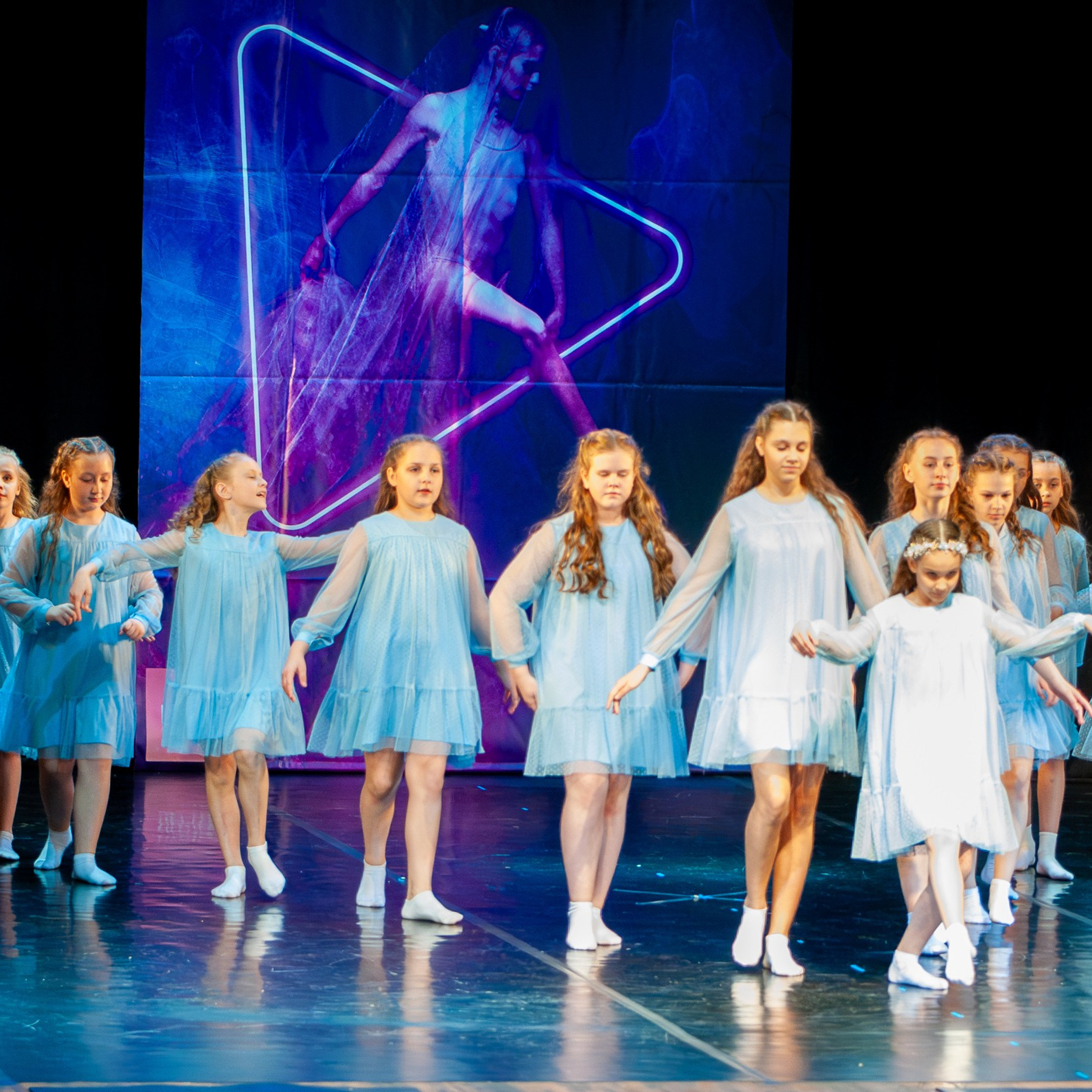 АПРЕЛЬ 2025 (Серпухов). Взгляд через объектив