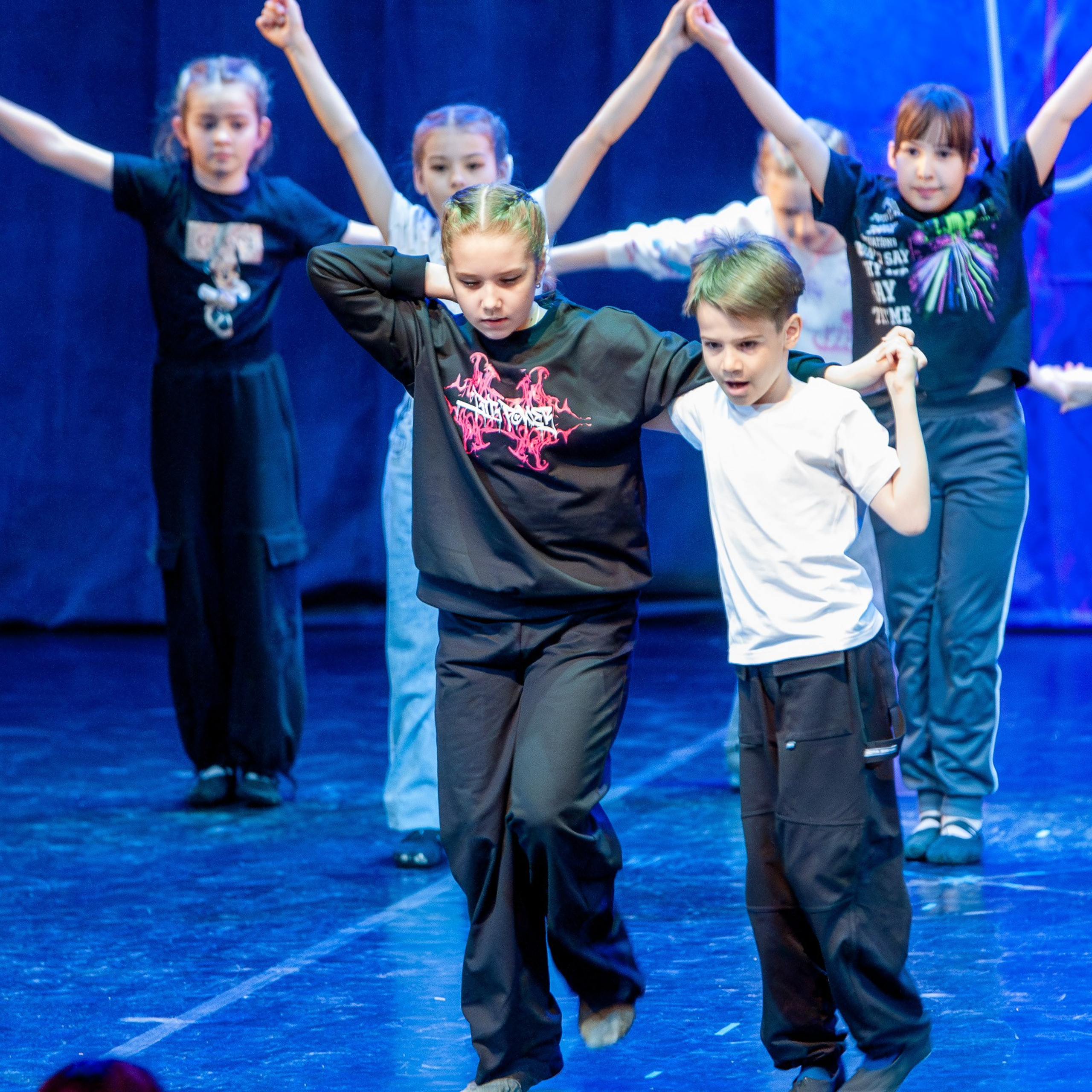 АПРЕЛЬ 2025 (Серпухов). Взгляд через объектив