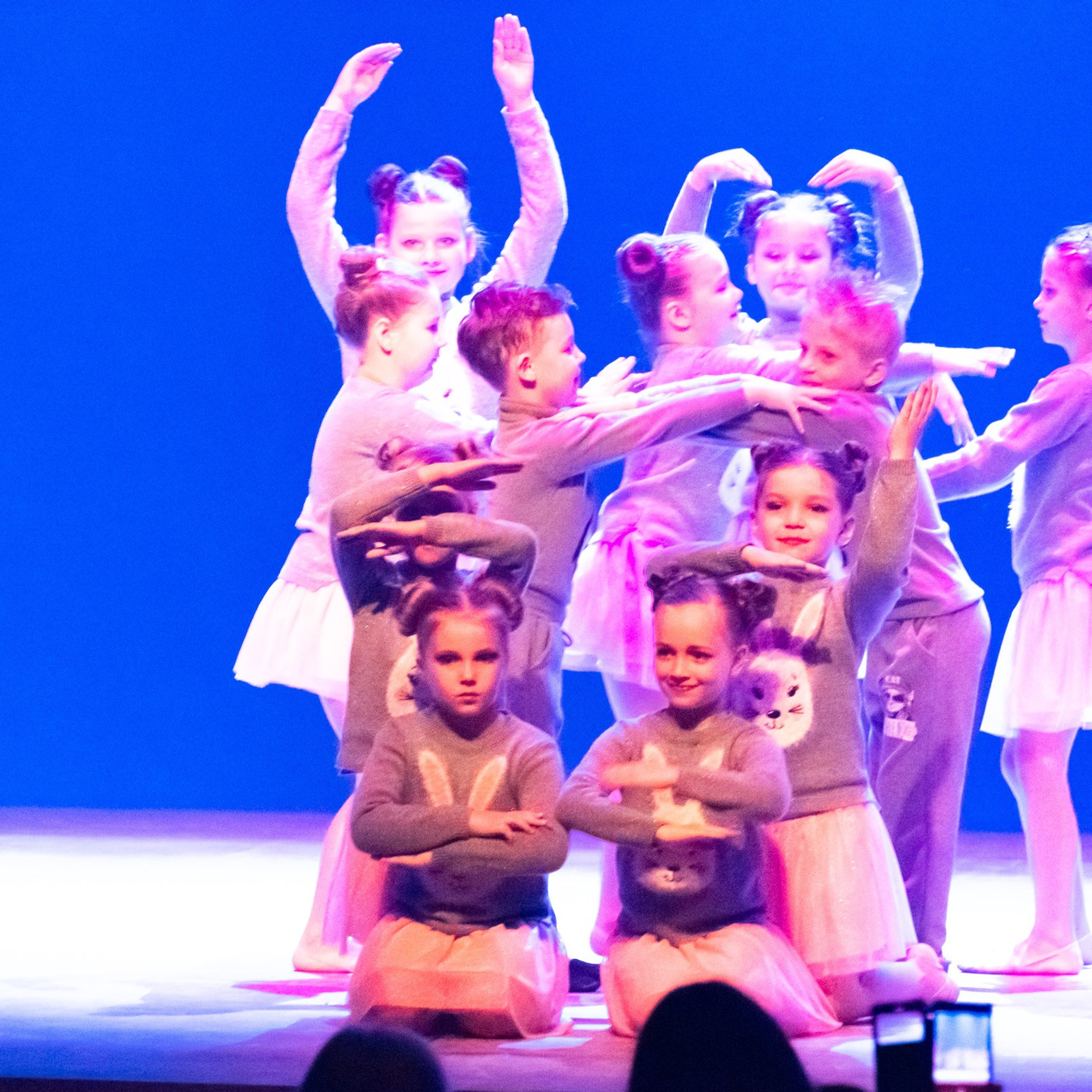 ИЮЛЬ 2019. Взгляд через объектив