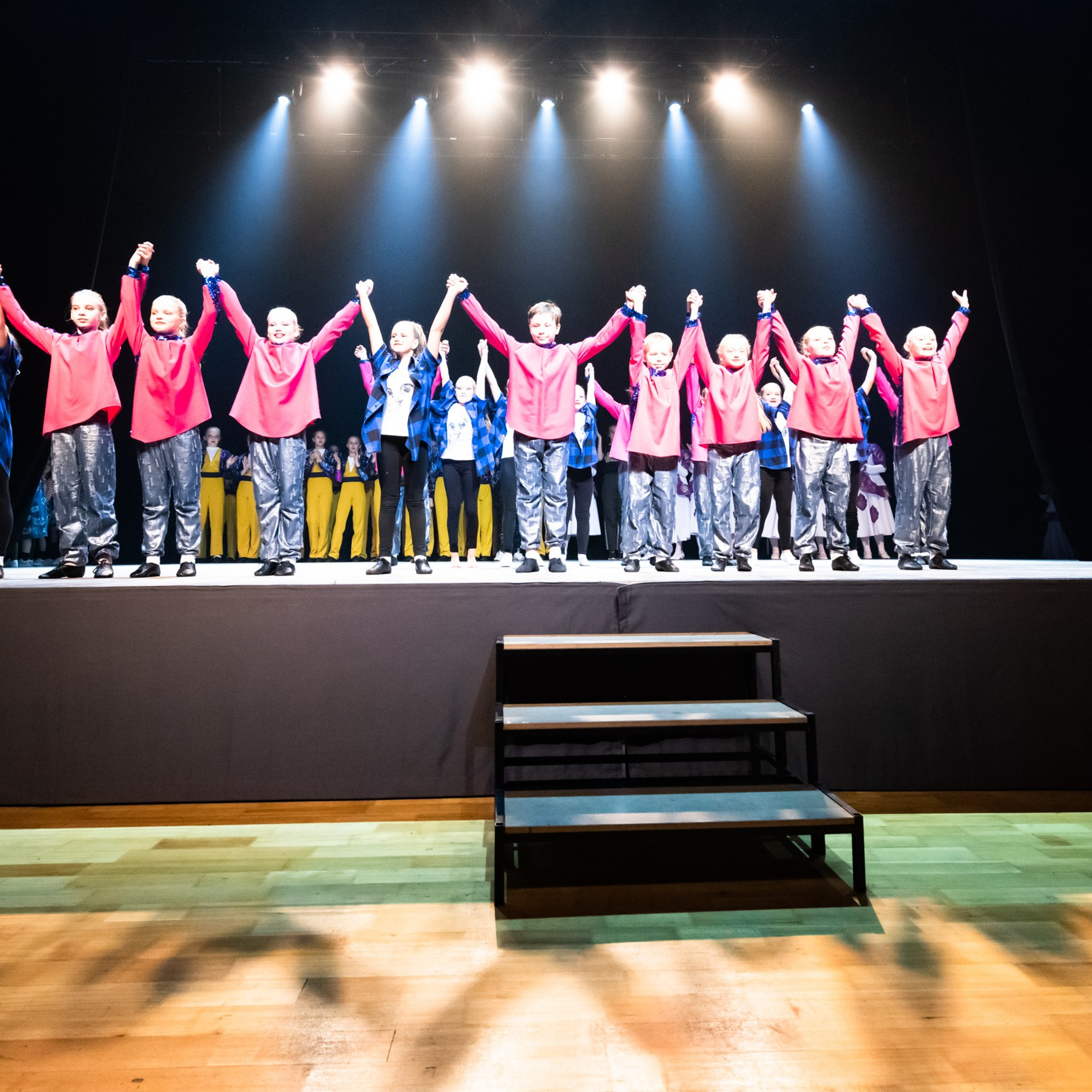 ИЮЛЬ 2019. Взгляд через объектив