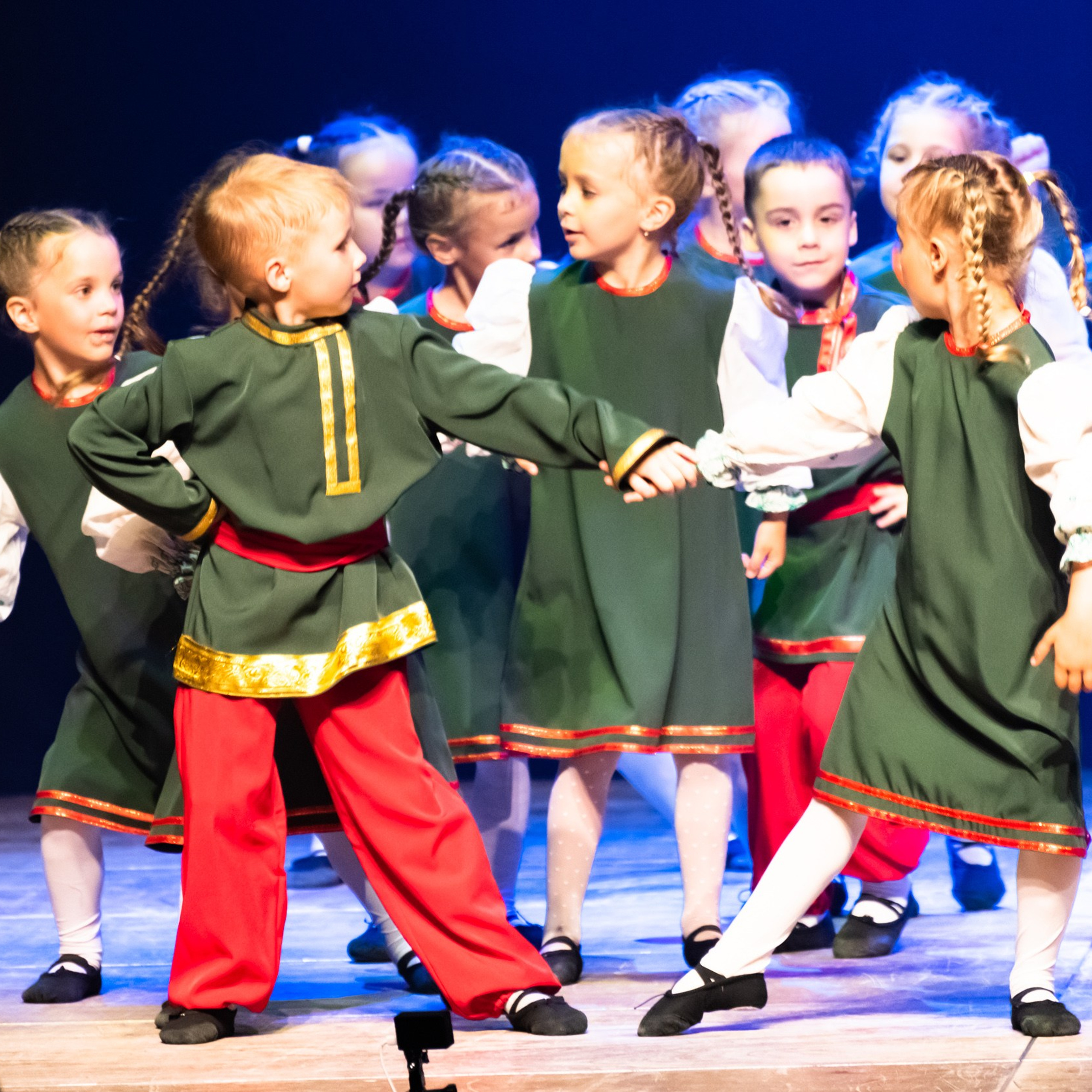 ИЮЛЬ 2019. Взгляд через объектив