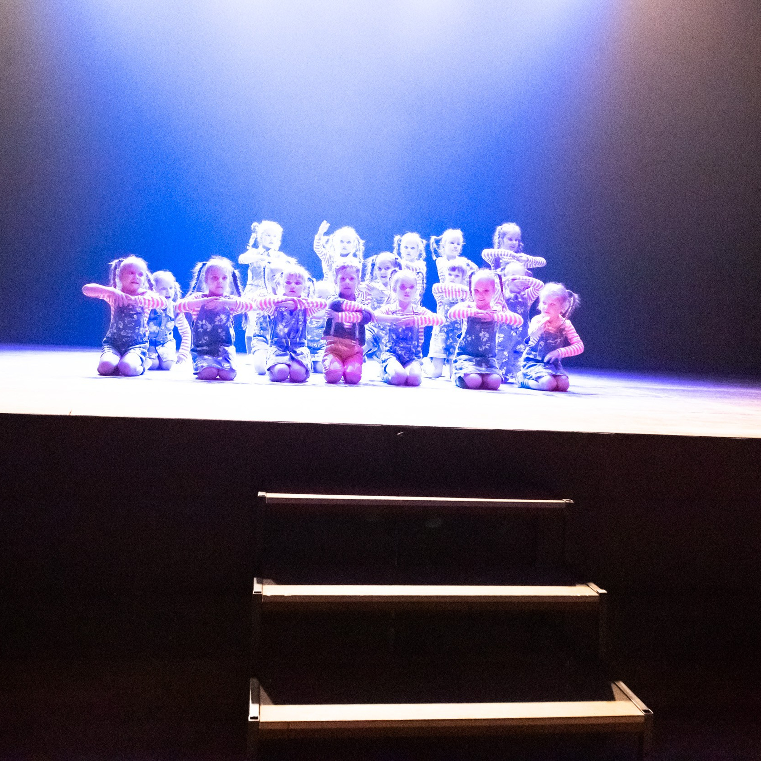 ИЮЛЬ 2019. Взгляд через объектив