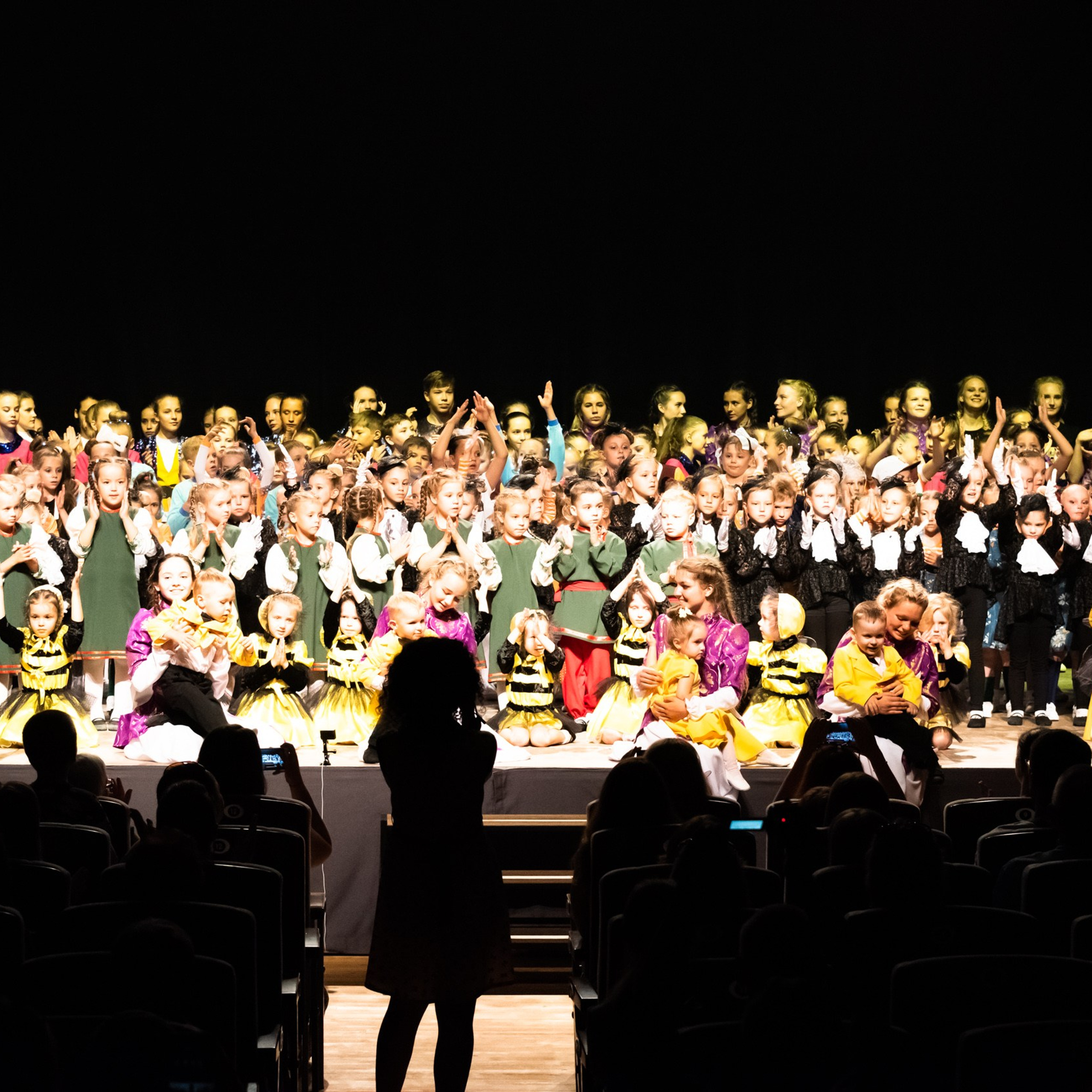 ИЮЛЬ 2019. Взгляд через объектив