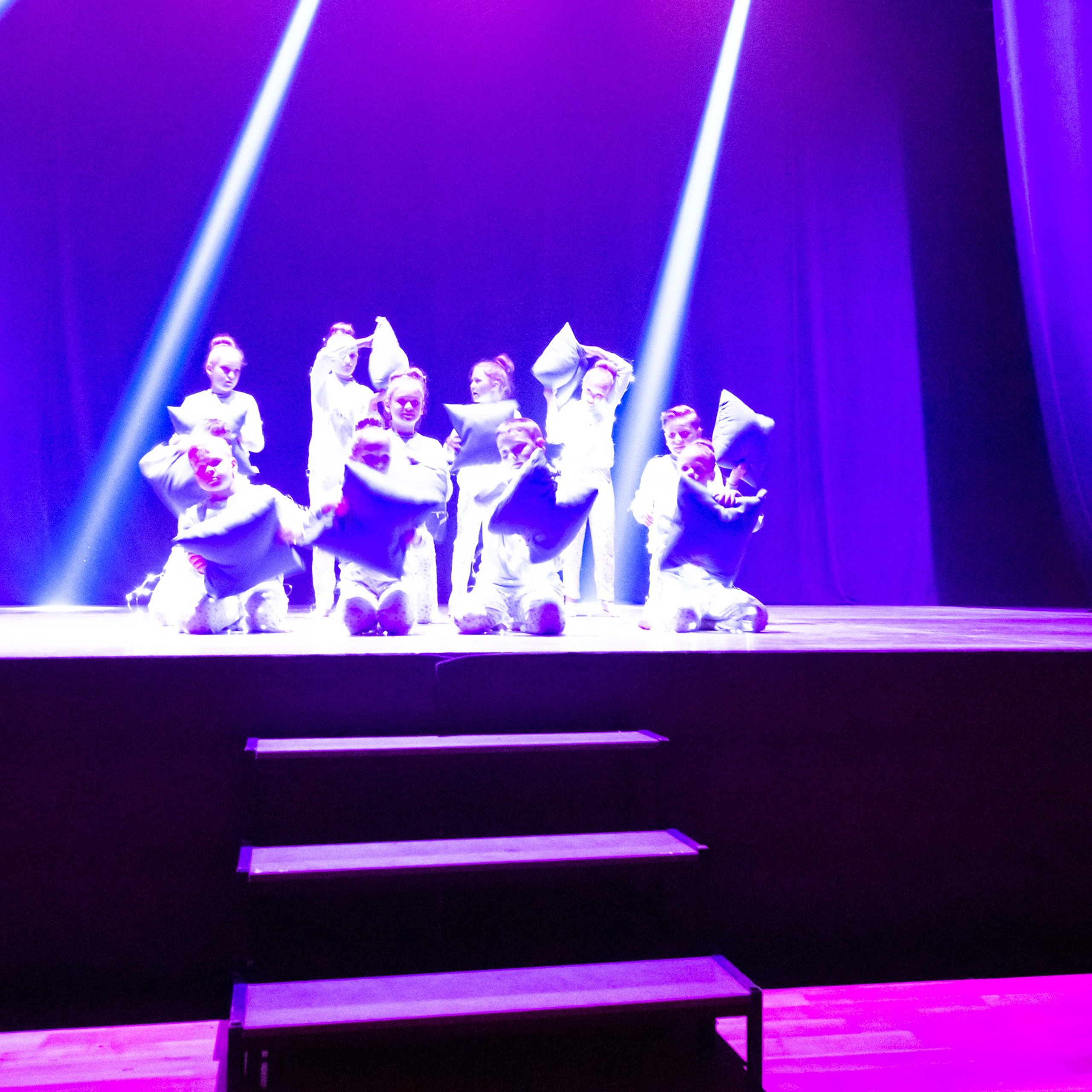 ИЮЛЬ 2019. Взгляд через объектив