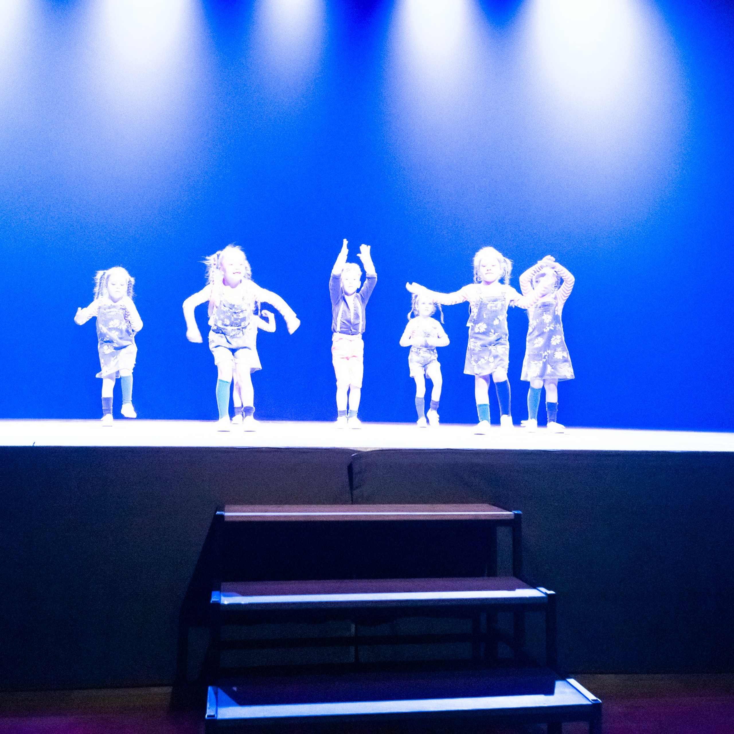 ИЮЛЬ 2019. Взгляд через объектив