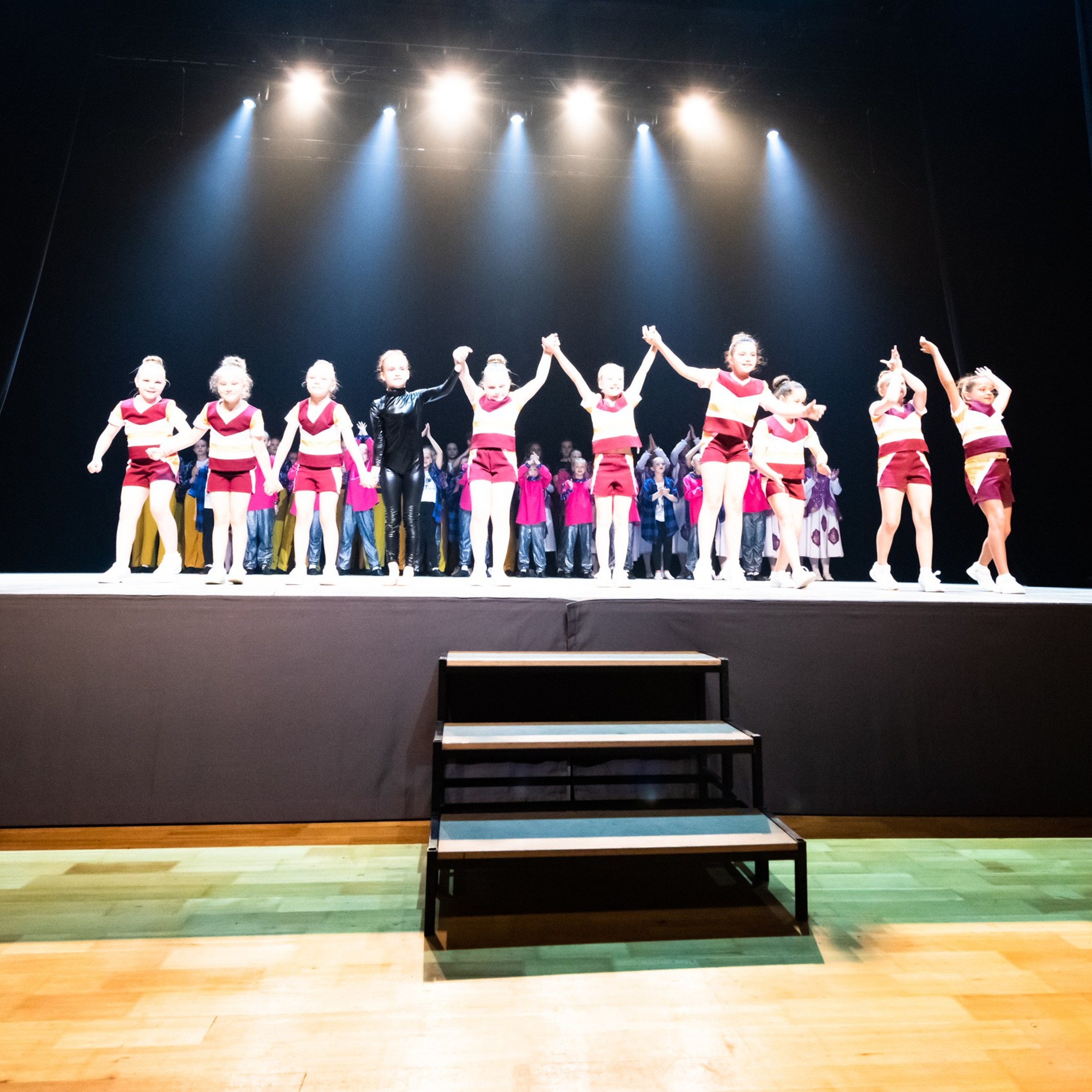 ИЮЛЬ 2019. Взгляд через объектив