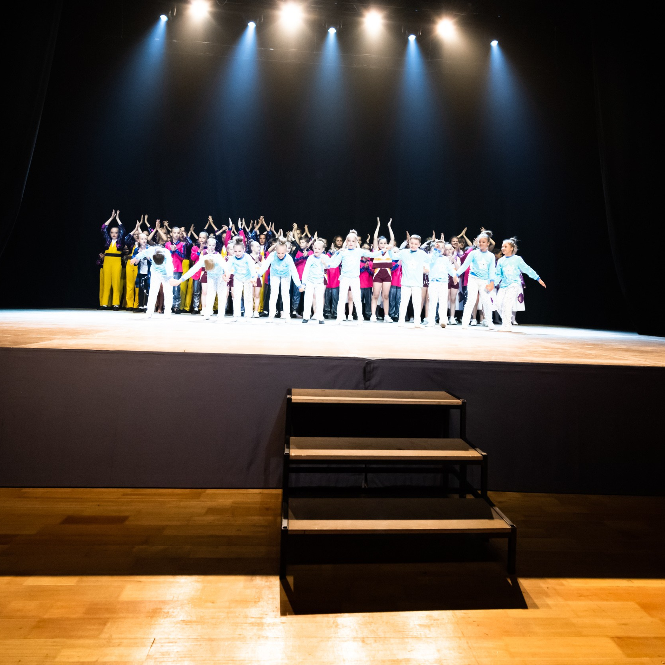 ИЮЛЬ 2019. Взгляд через объектив