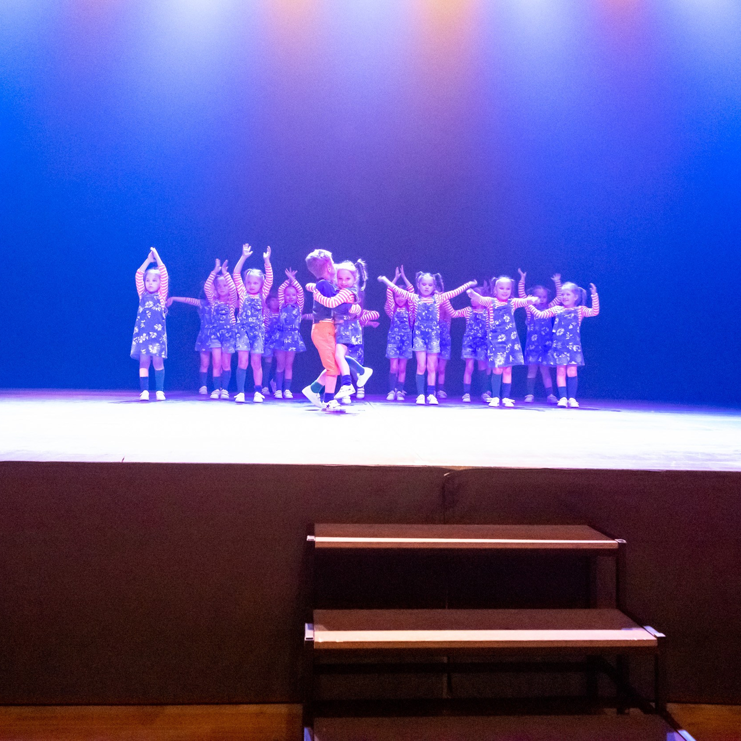 ИЮЛЬ 2019. Взгляд через объектив