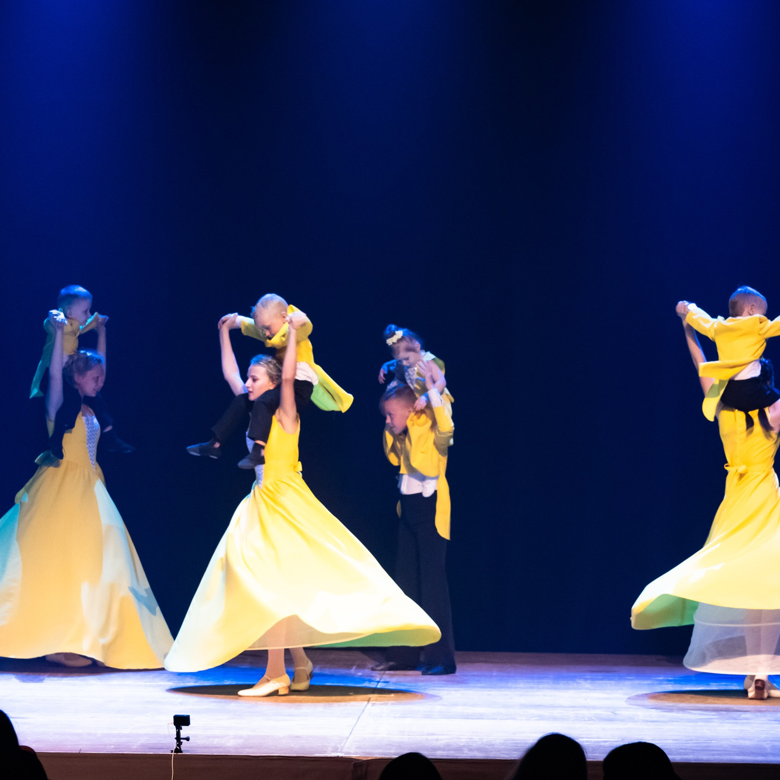 ИЮЛЬ 2019. Взгляд через объектив