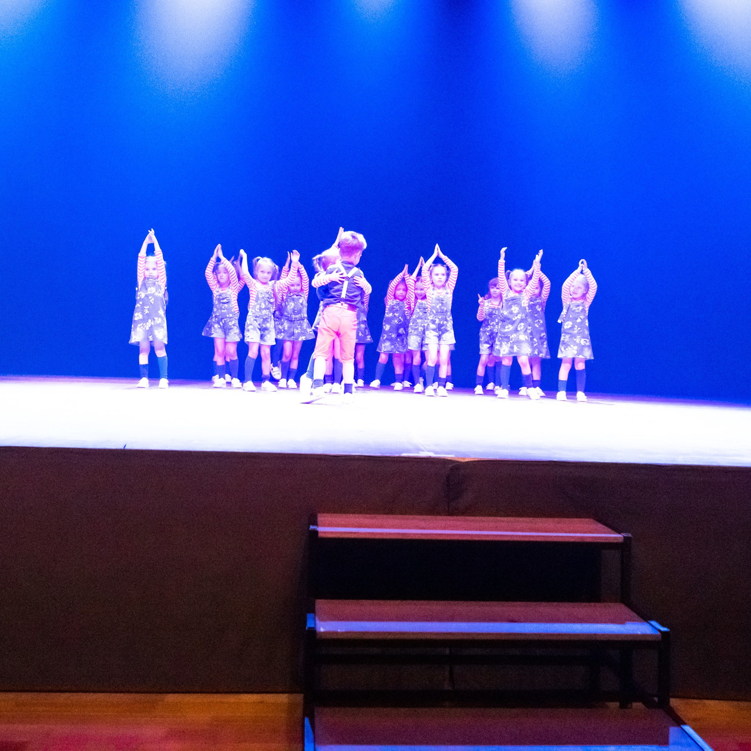 ИЮЛЬ 2019. Взгляд через объектив