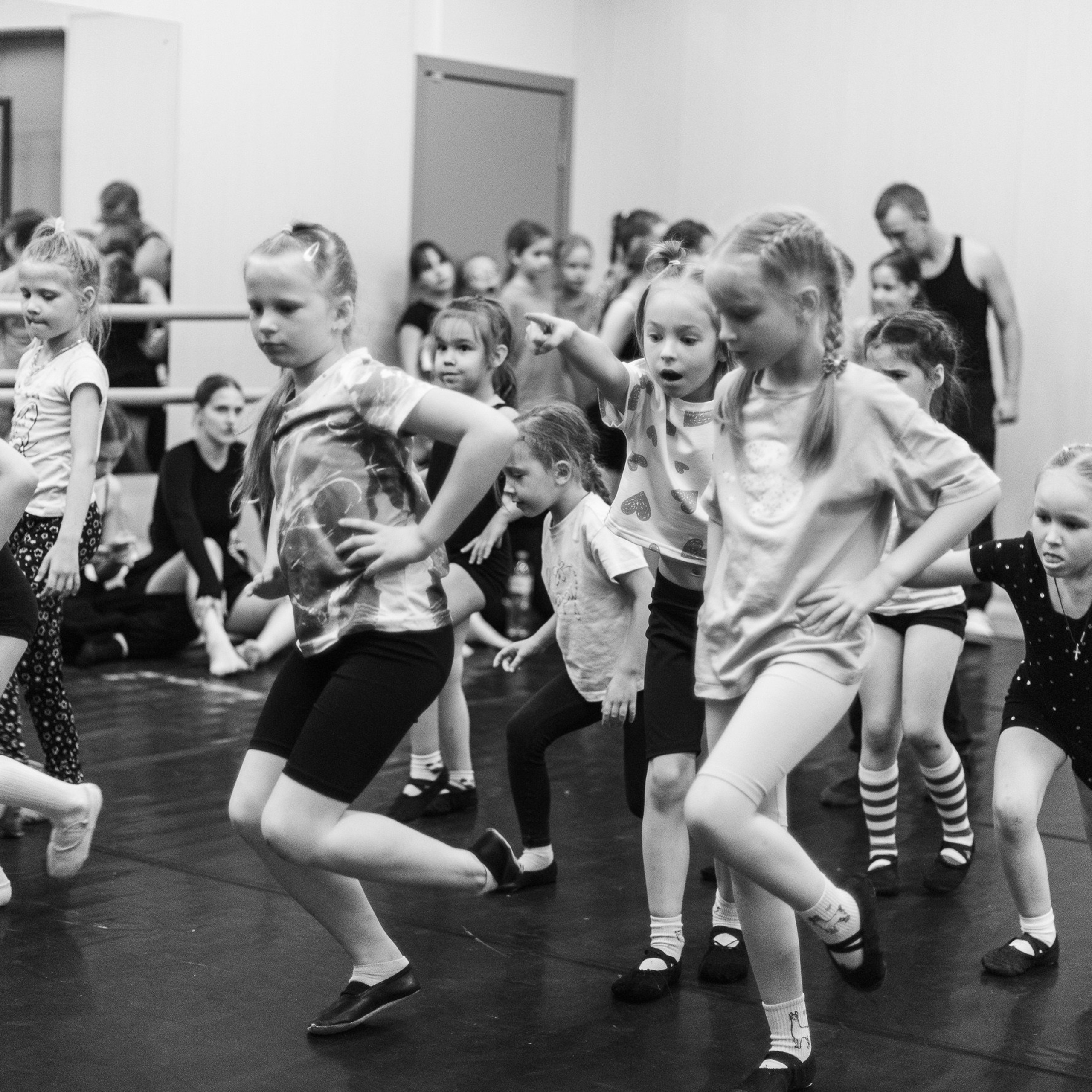 Один день до концерта, МАЙ 2025. Взгляд через объектив