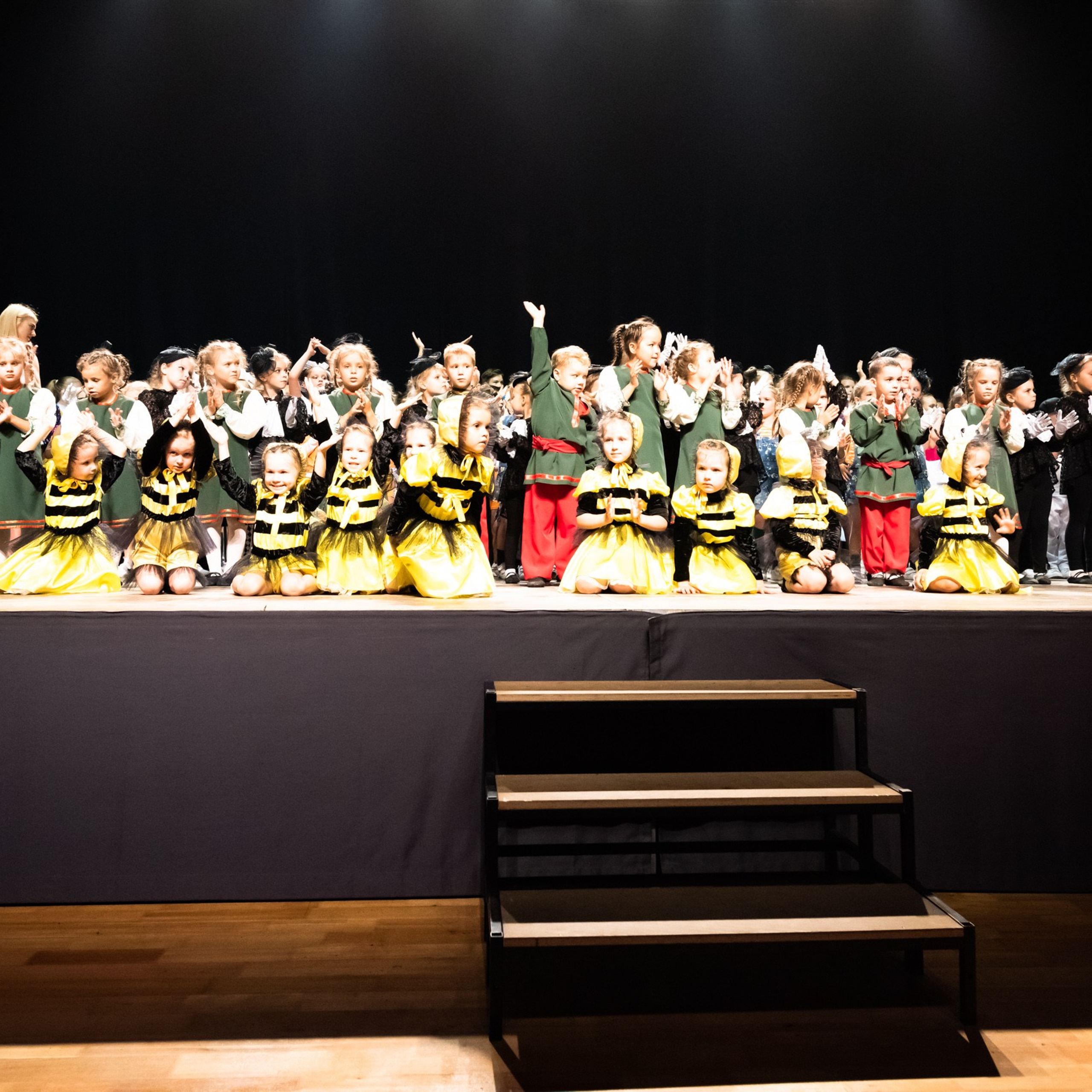 ИЮЛЬ 2019. Взгляд через объектив