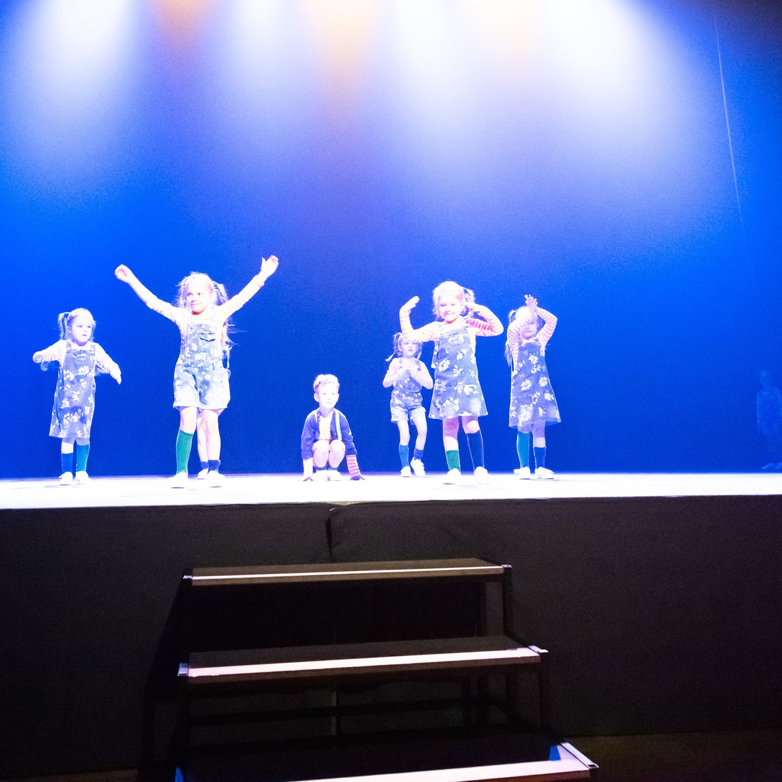 ИЮЛЬ 2019. Взгляд через объектив