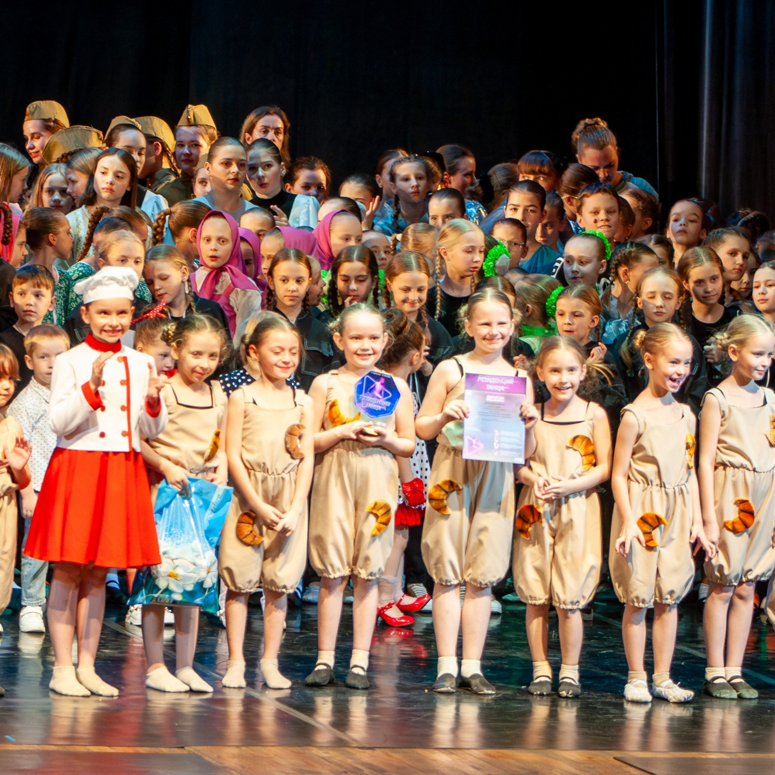 АПРЕЛЬ 2025 (Серпухов). Взгляд через объектив