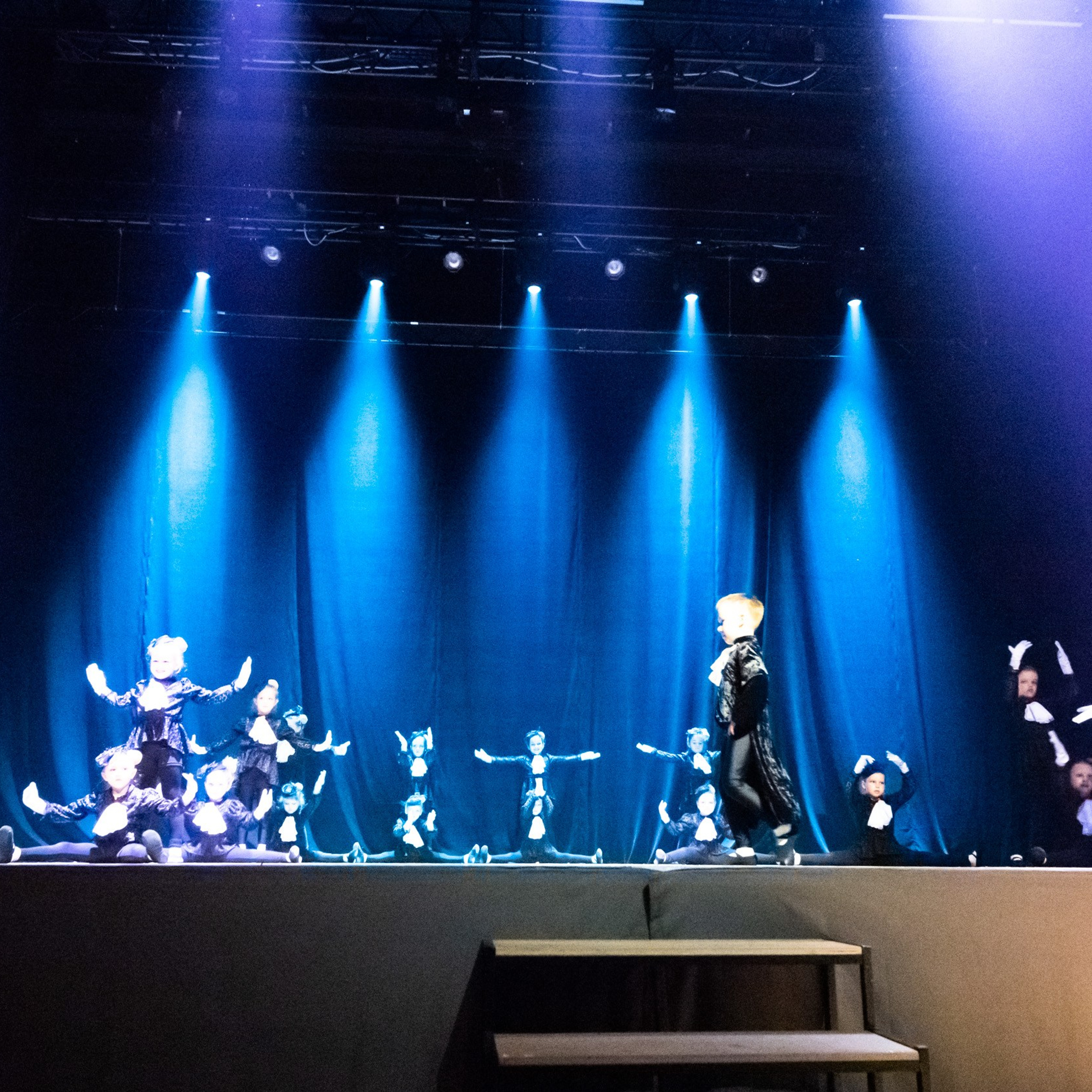 ИЮЛЬ 2019. Взгляд через объектив