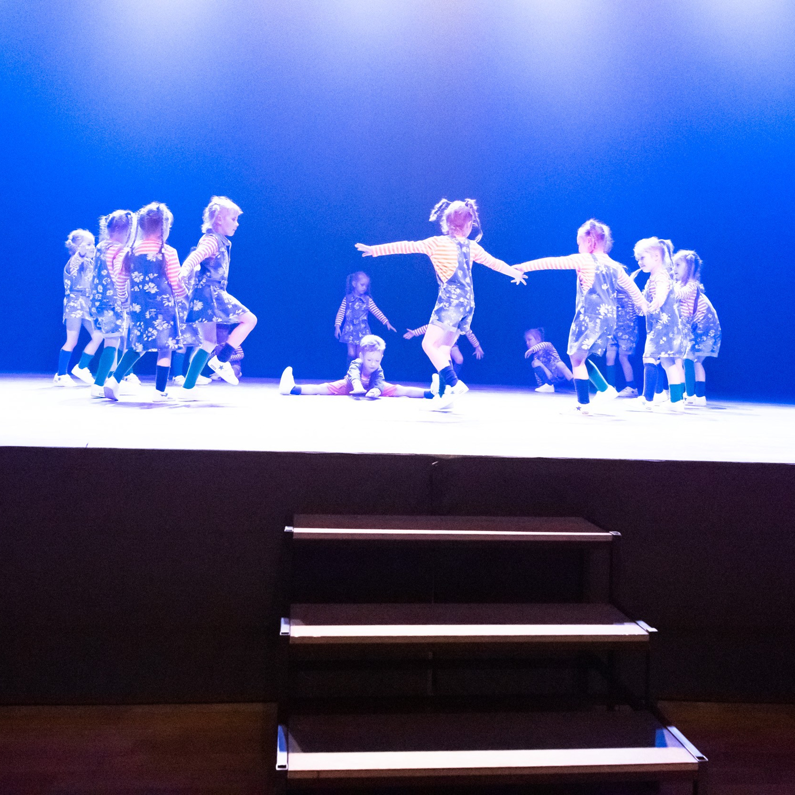 ИЮЛЬ 2019. Взгляд через объектив