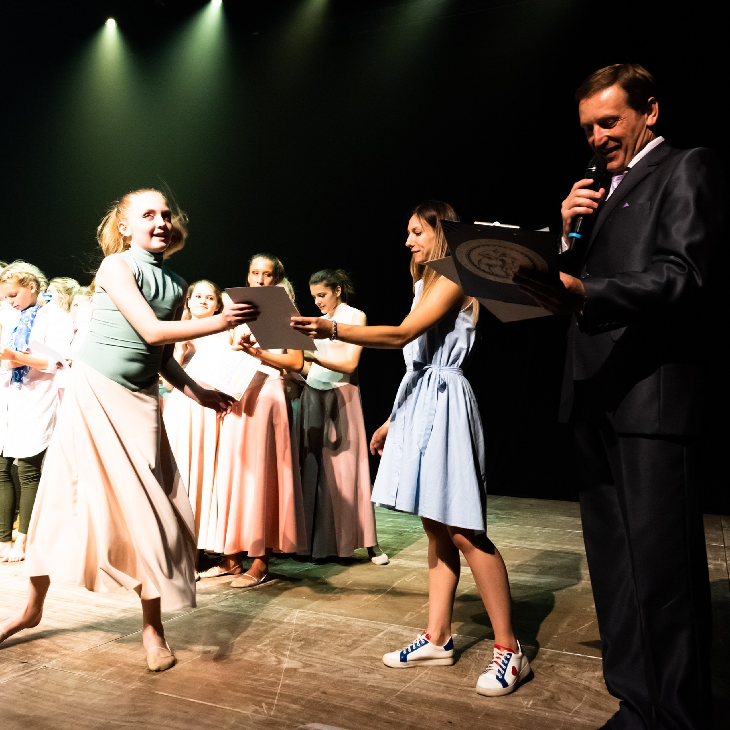 ИЮЛЬ 2019. Взгляд через объектив