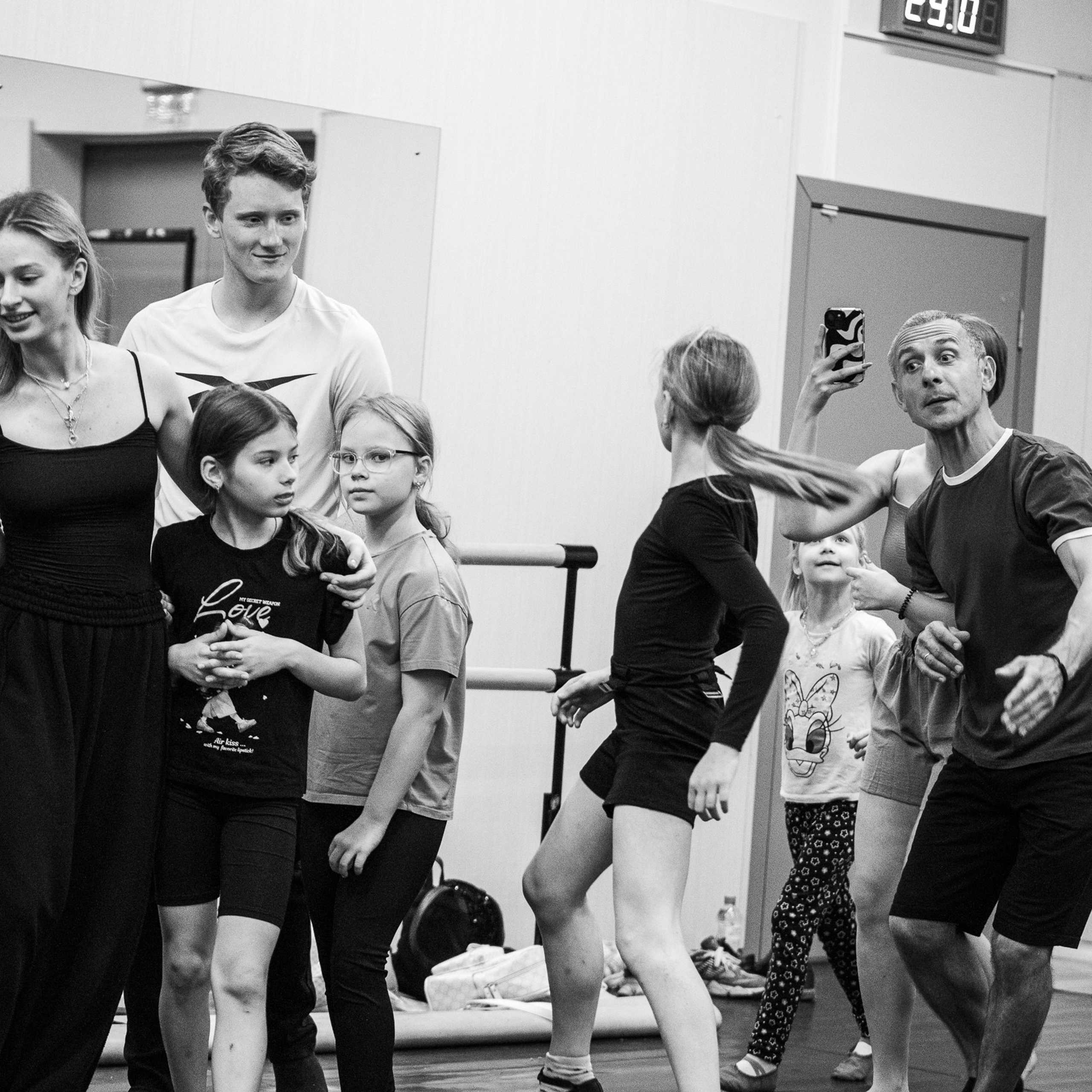 Один день до концерта, МАЙ 2025. Взгляд через объектив