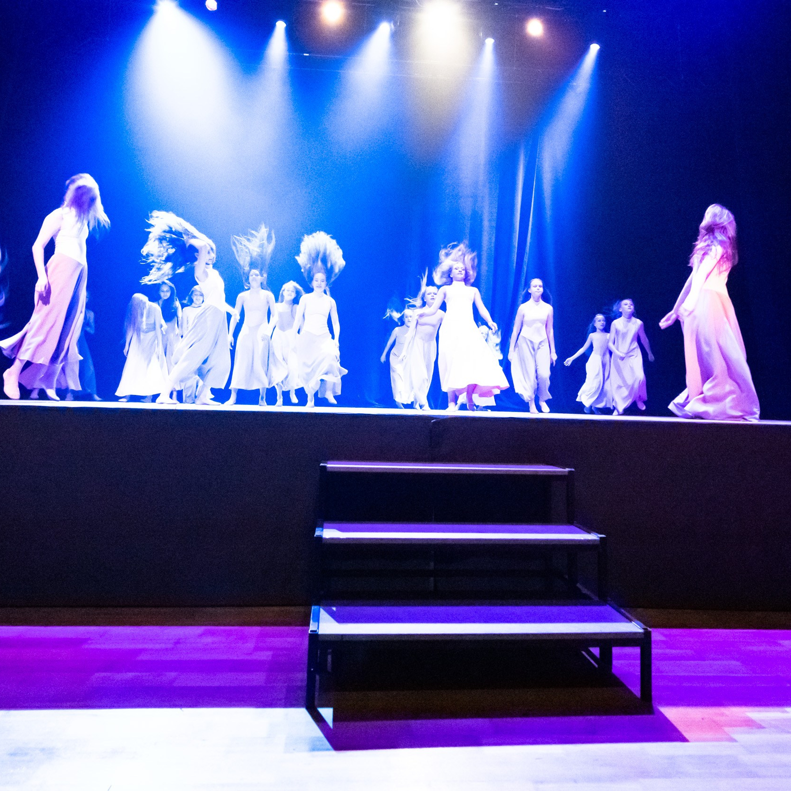 ИЮЛЬ 2019. Взгляд через объектив