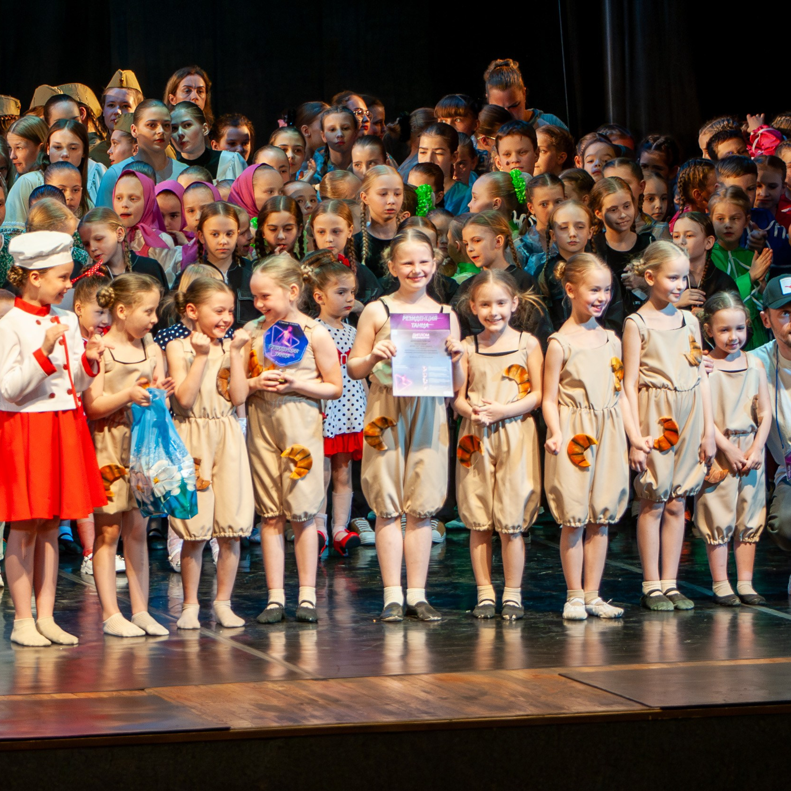 АПРЕЛЬ 2025 (Серпухов). Взгляд через объектив