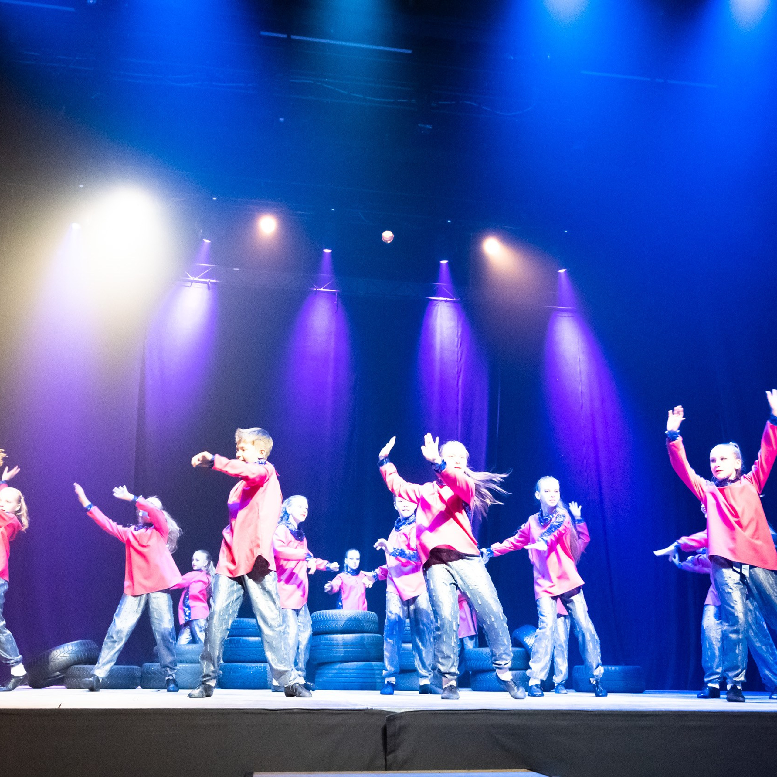 ИЮЛЬ 2019. Взгляд через объектив